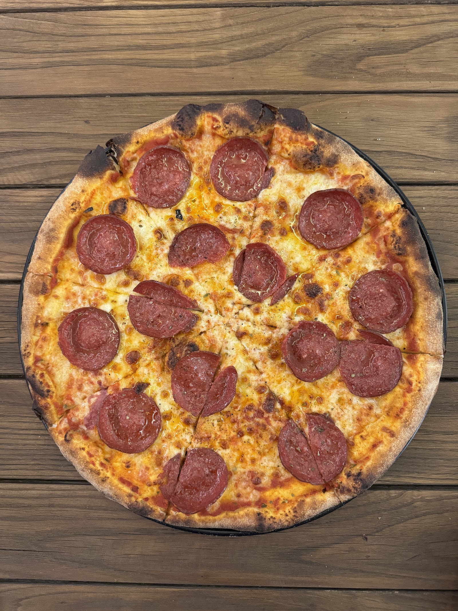 Azelia Patisserie & Pizza