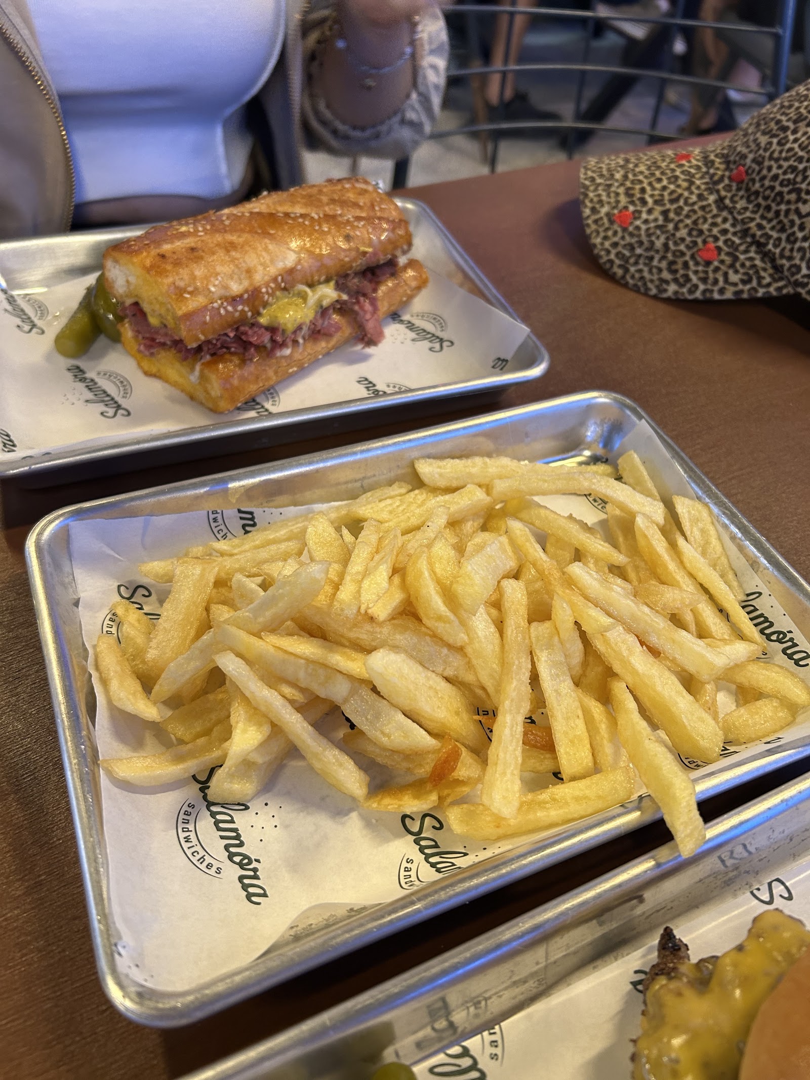 Salamóra Sandwiches