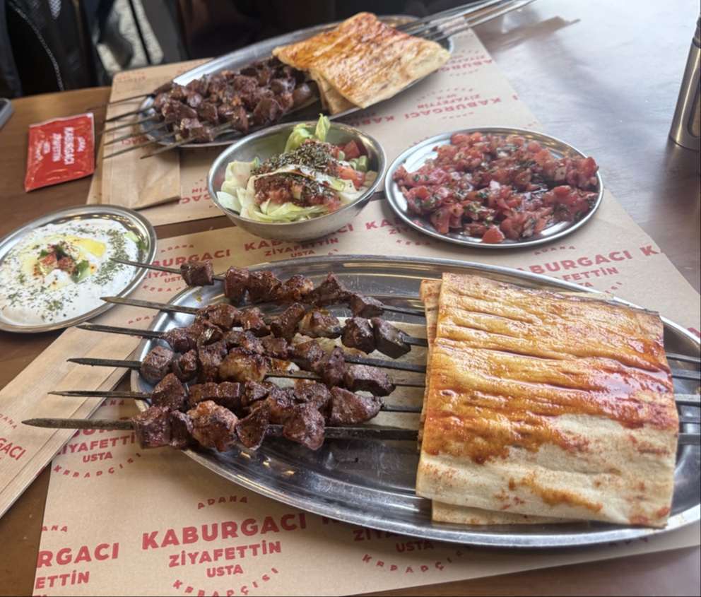 Kaburgacı Ziyafettin Acıbadem