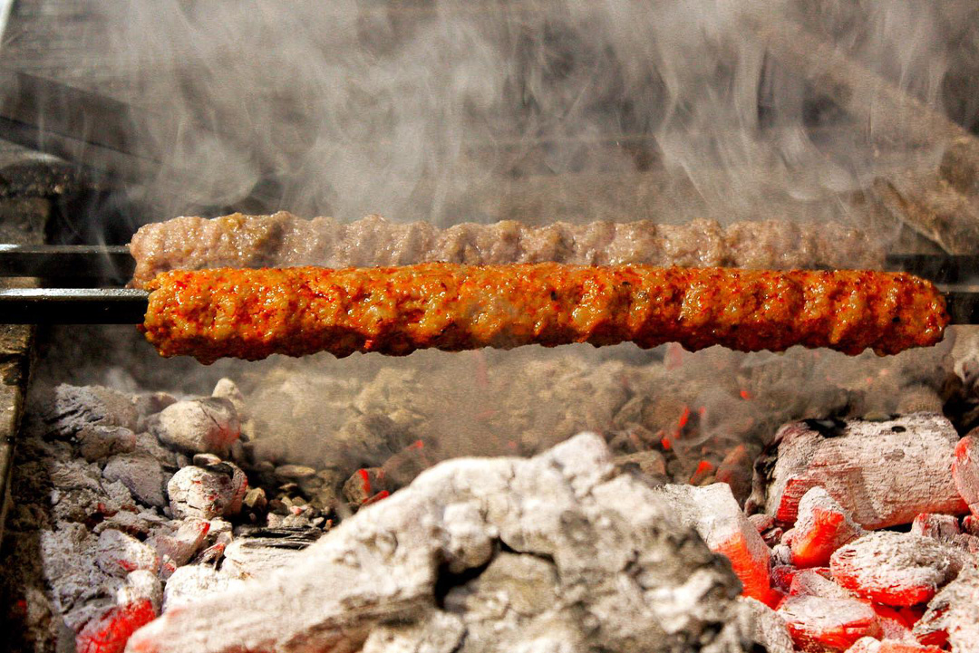 Ziyafet kuzu çevirme İstanbul- restaurant
