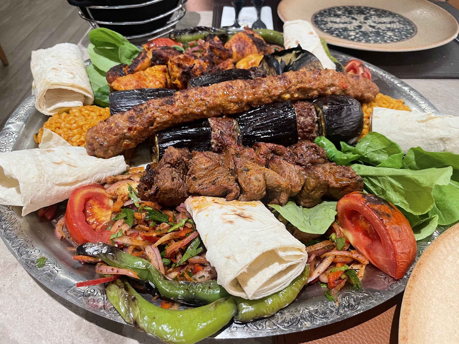 Ziyafet kuzu çevirme İstanbul- restaurant