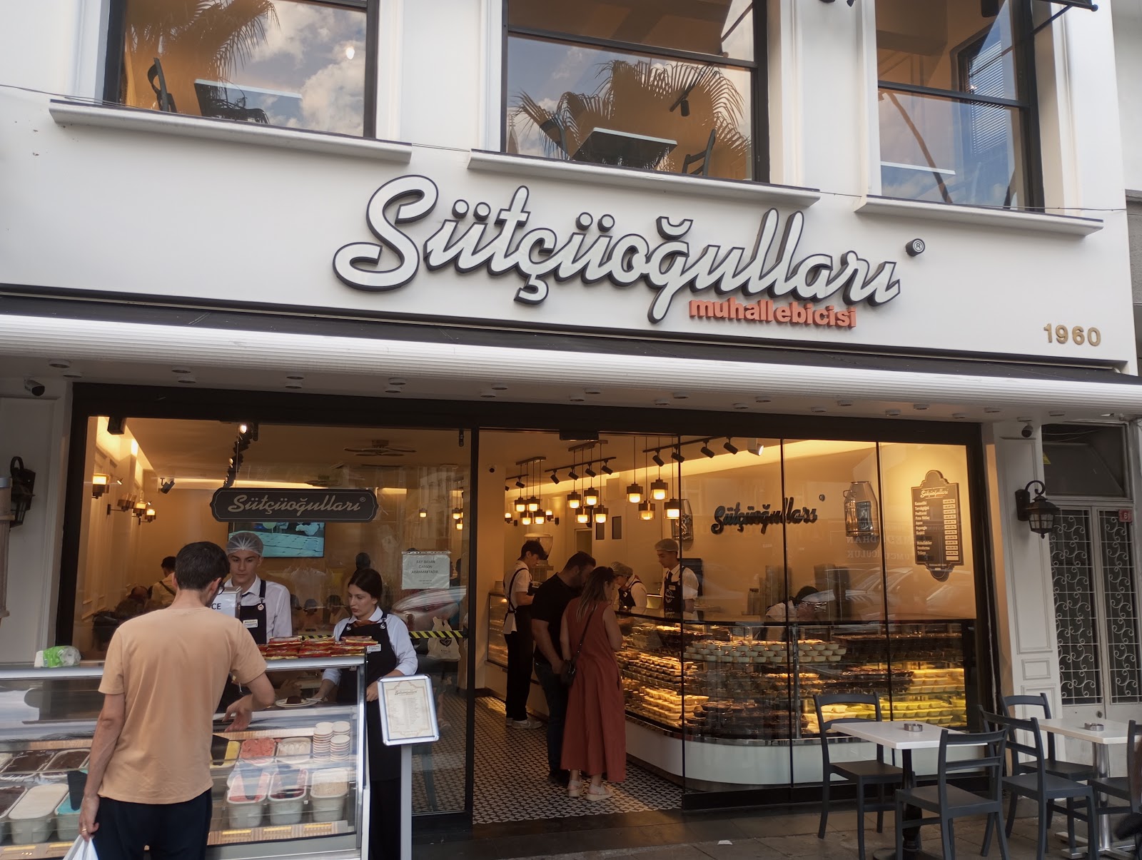 Sütçüoğulları Muhallebicisi Alibeyköy