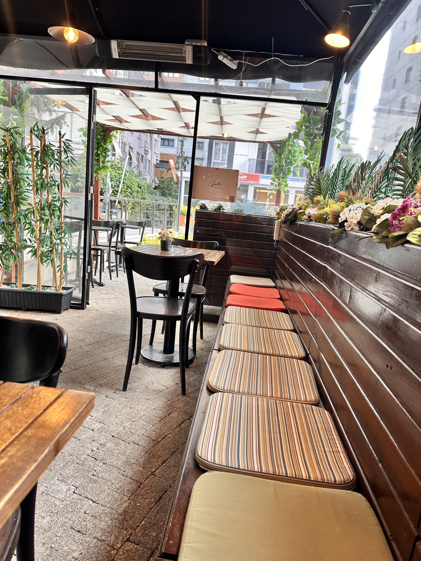 Spello Kitchen | Taze Makarna & Smash Burger
