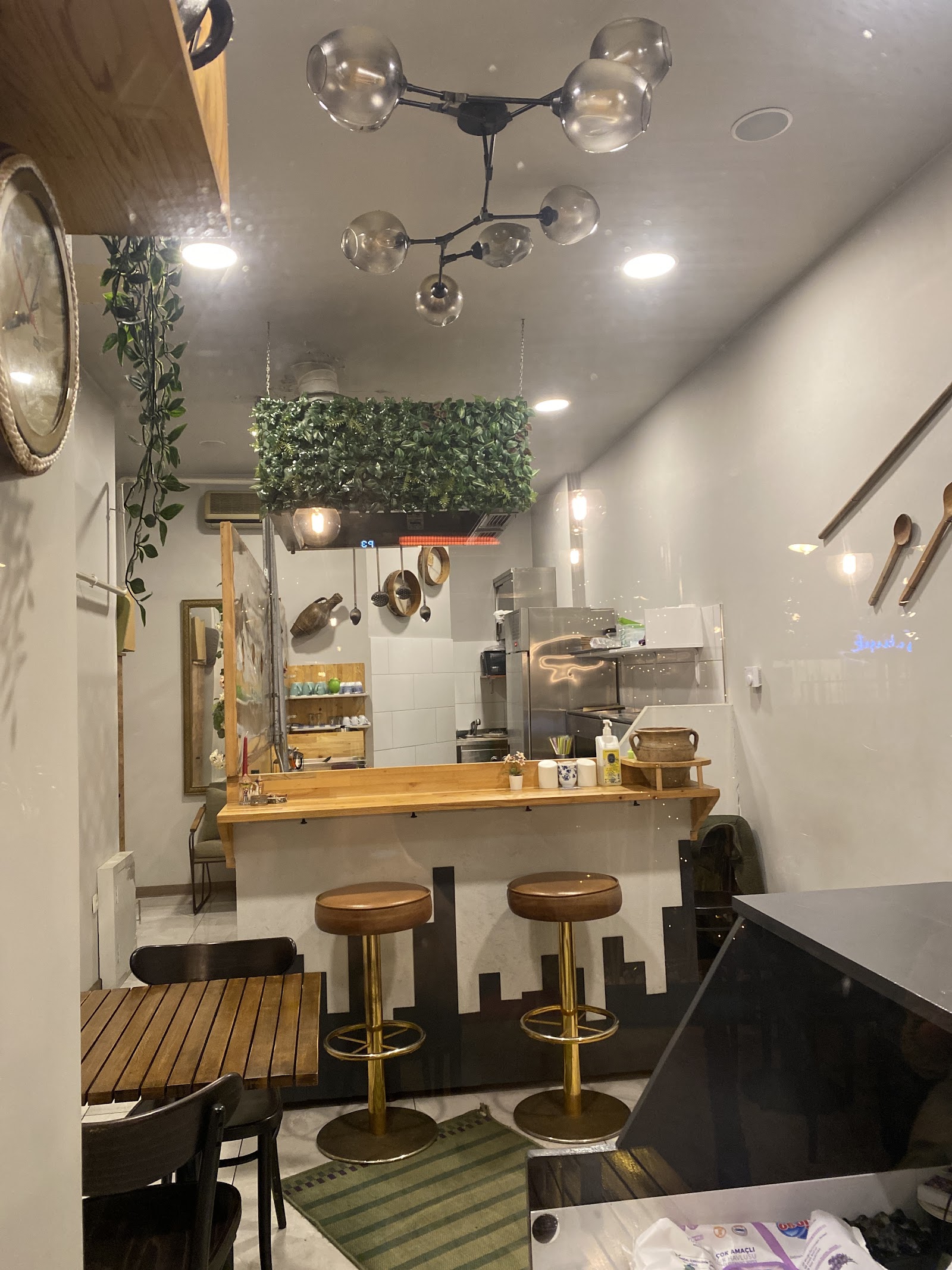 Spello Kitchen | Taze Makarna & Smash Burger