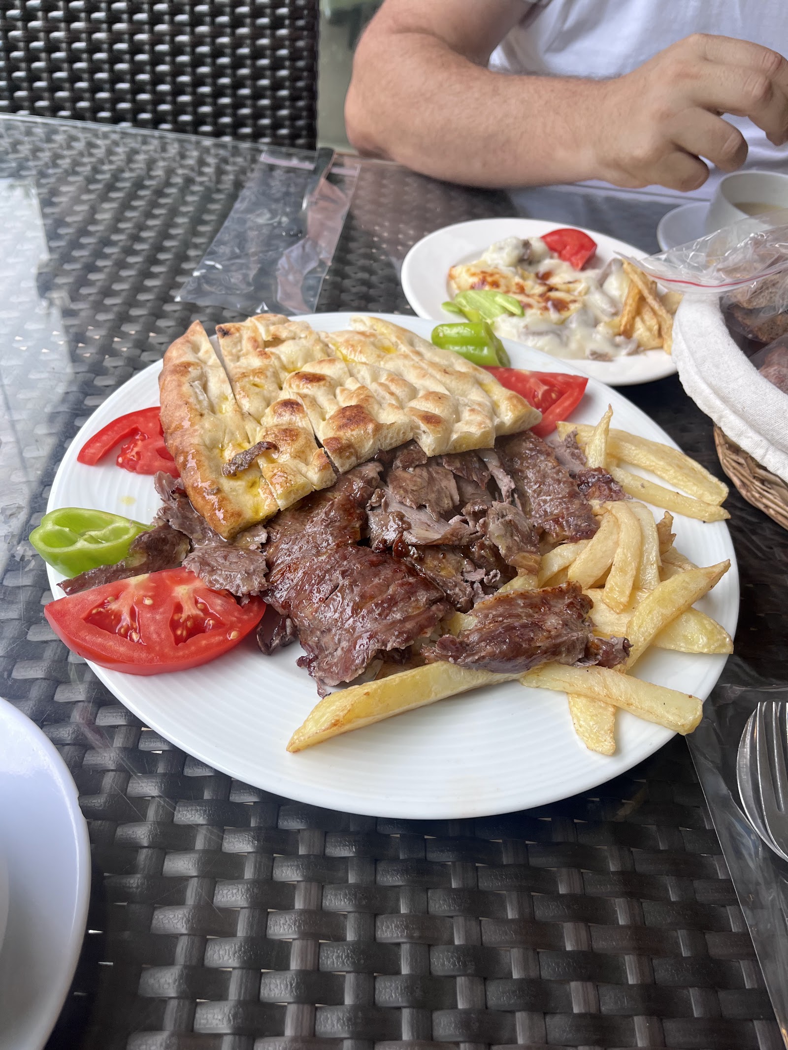 Çınar Lokantası Çarşı yapı