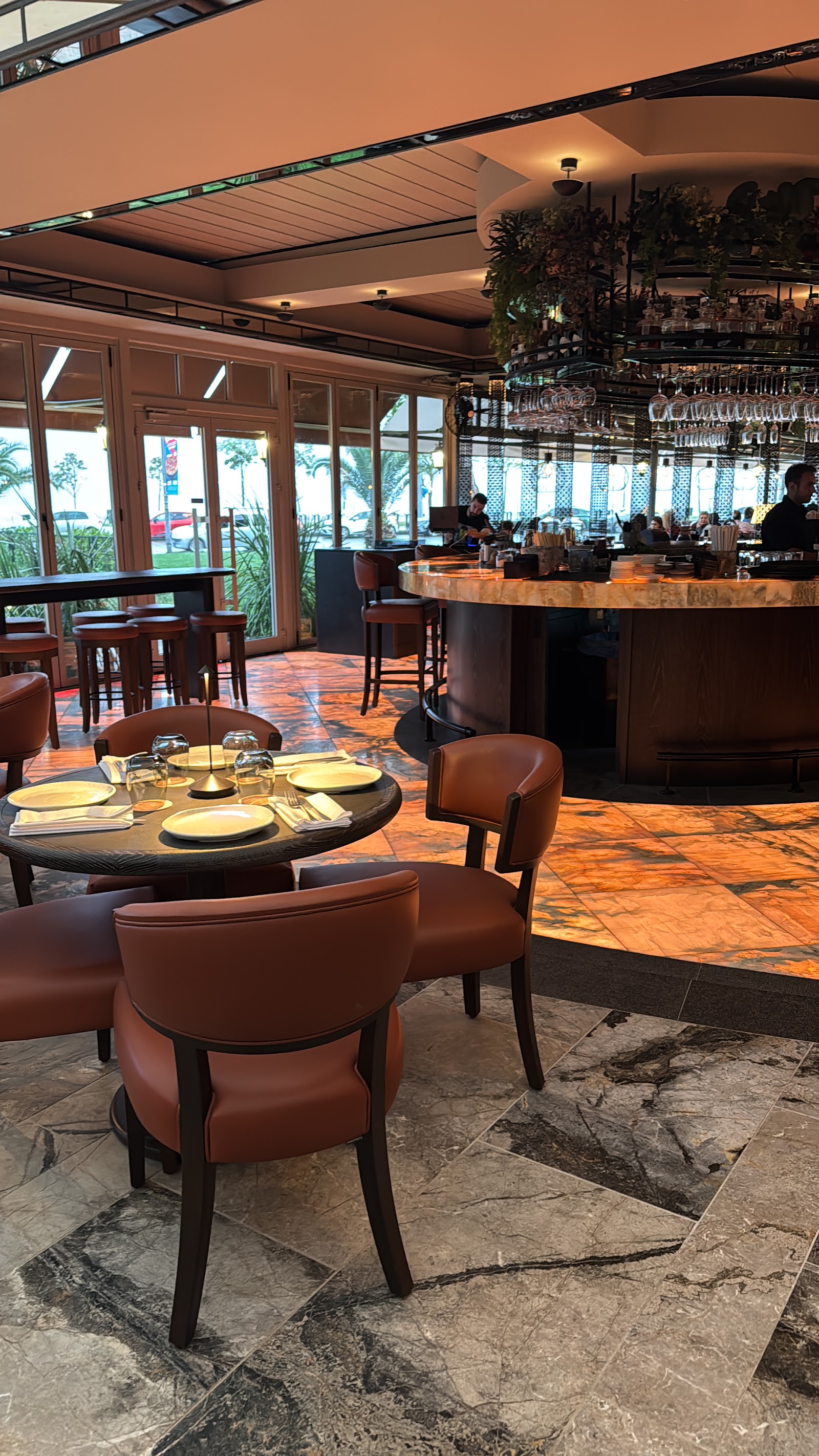 Catch Restaurant Bar
