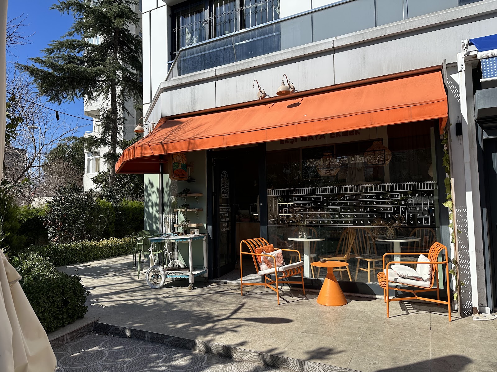 Mayaloji Artisan Bakery