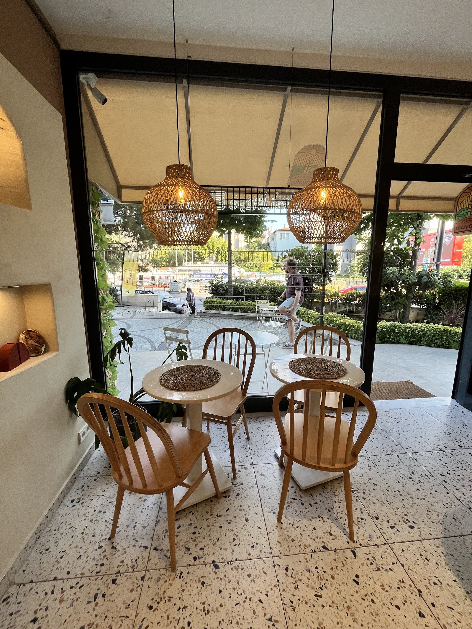 Mayaloji Artisan Bakery
