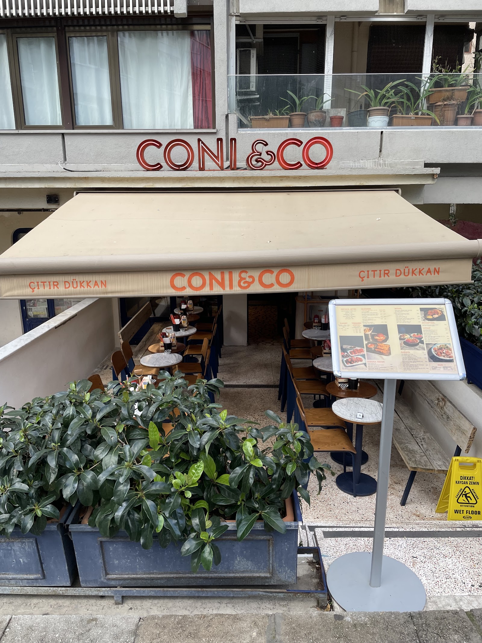 Coni&Co Moda