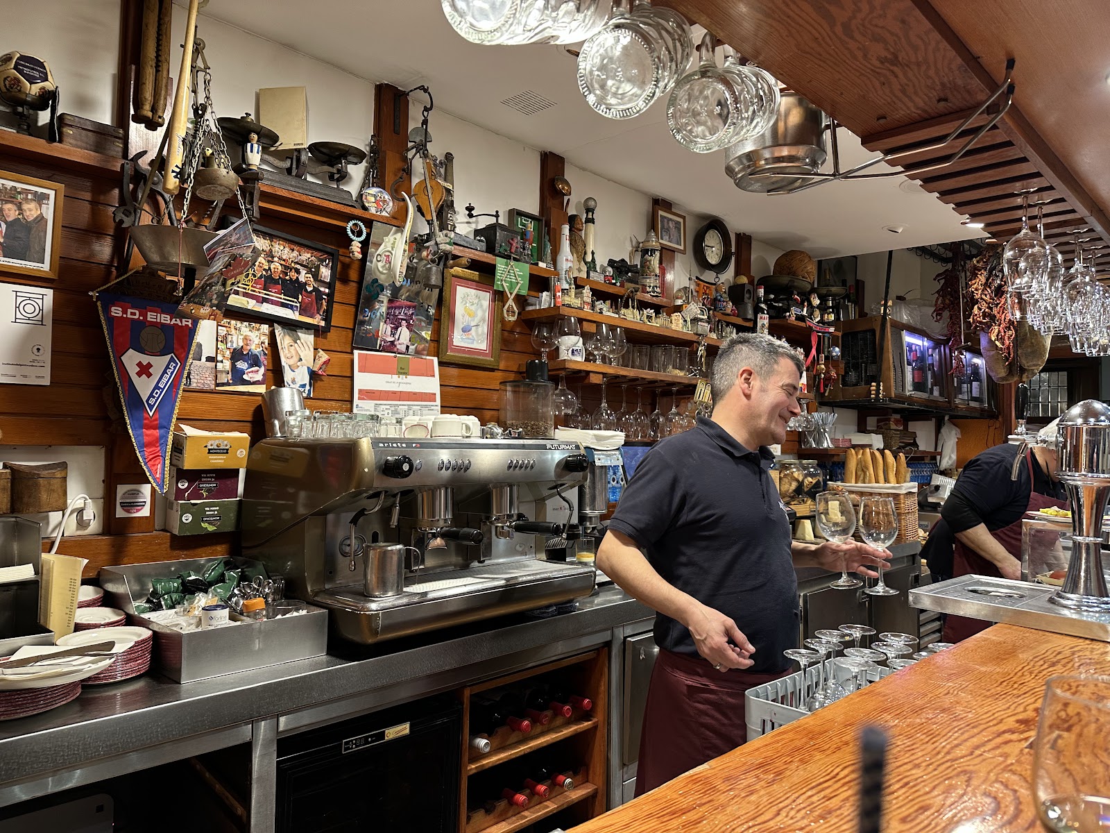 Bar Nestor