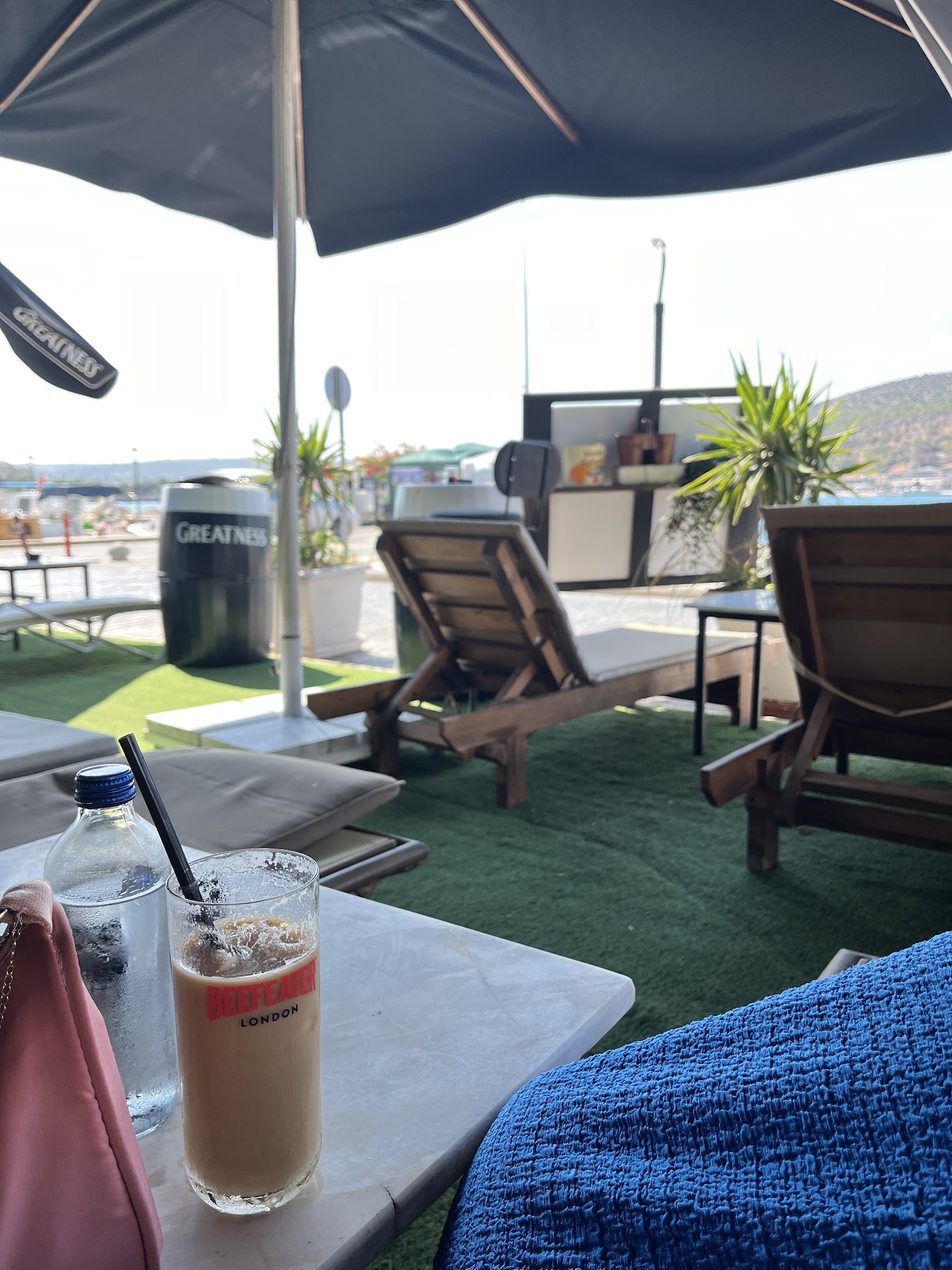 Kirmizi Pub