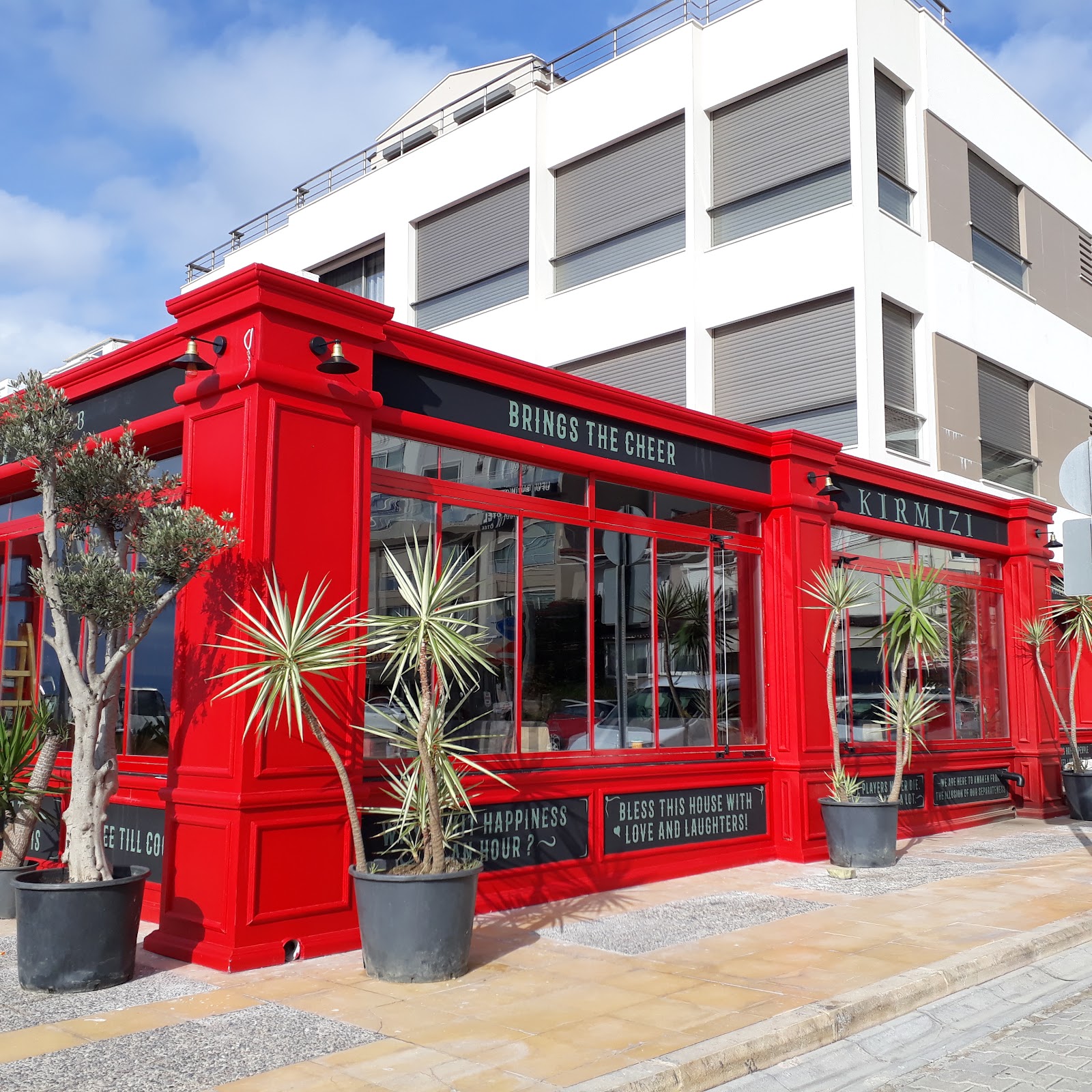 Kirmizi Pub