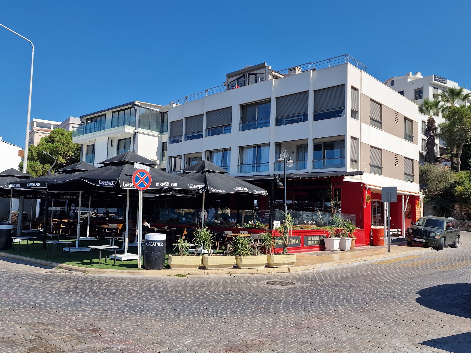 Kirmizi Pub