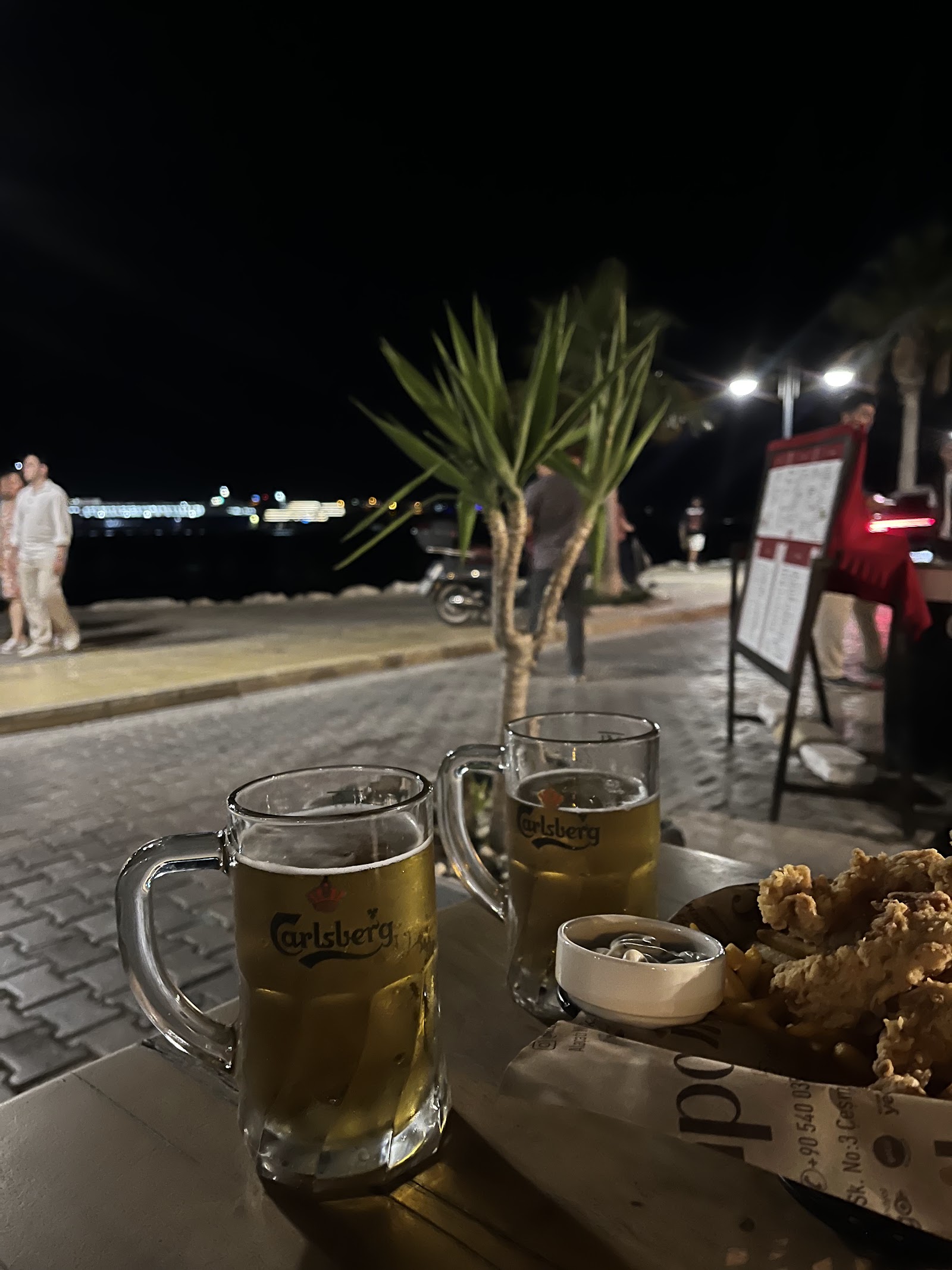Kirmizi Pub