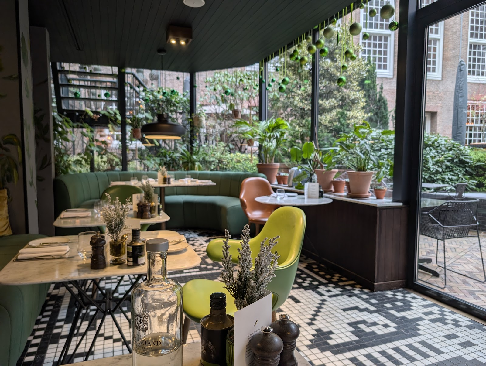 ORIOLE GARDEN BISTRO