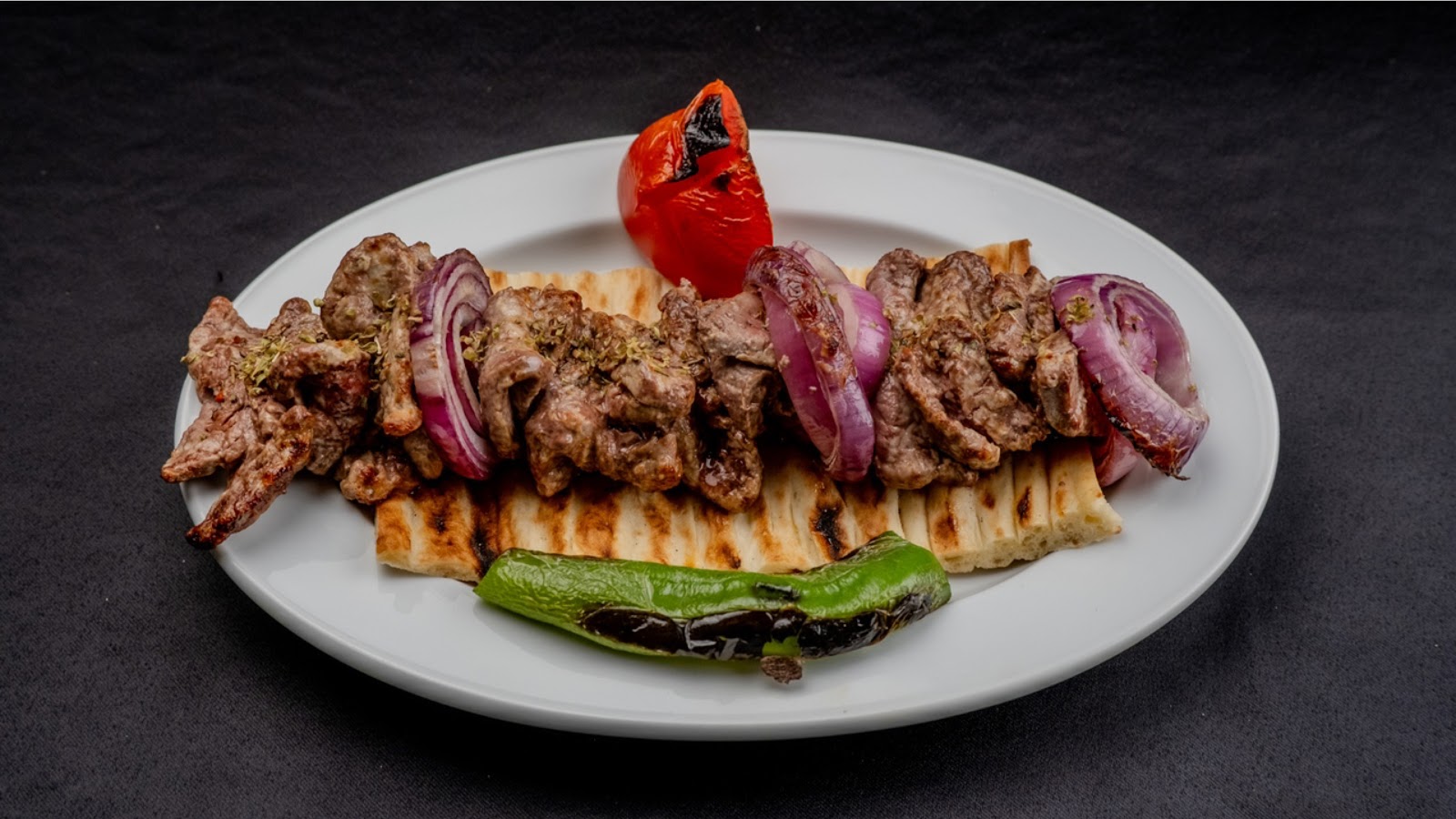 Umit Usta Tarihi Adana Metrelik Kebap