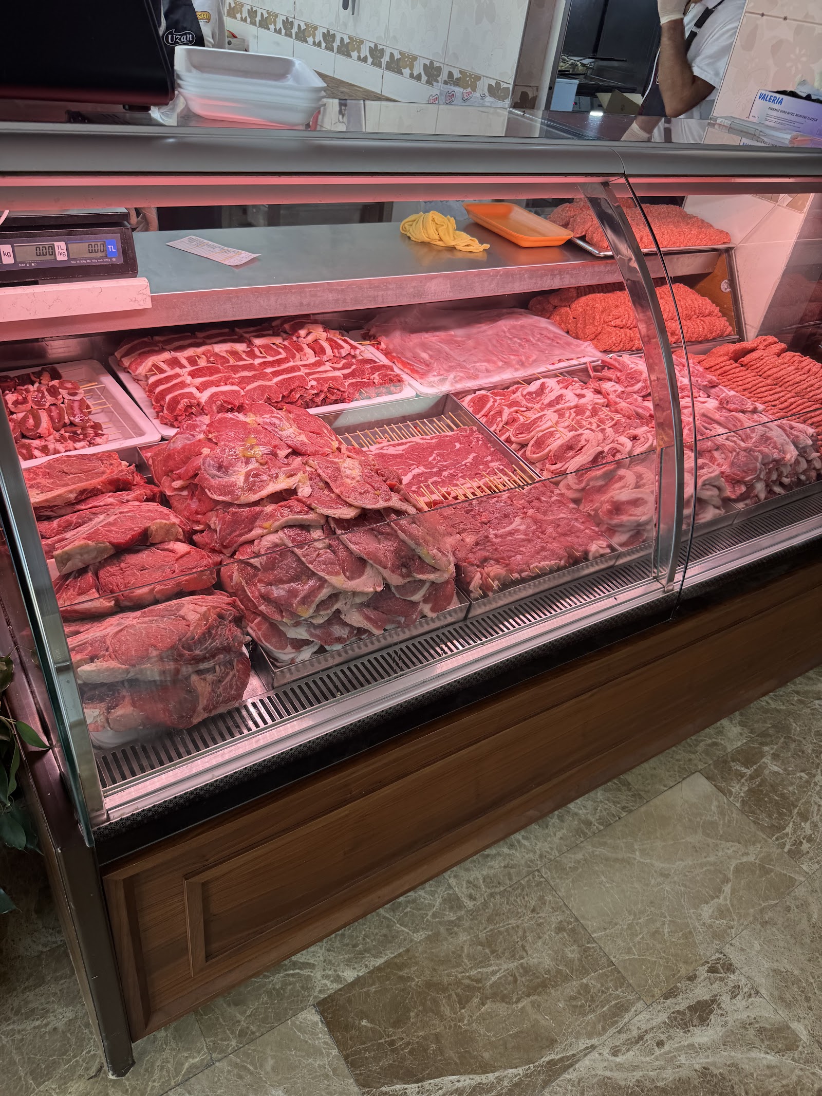 Uzan Et Mangal