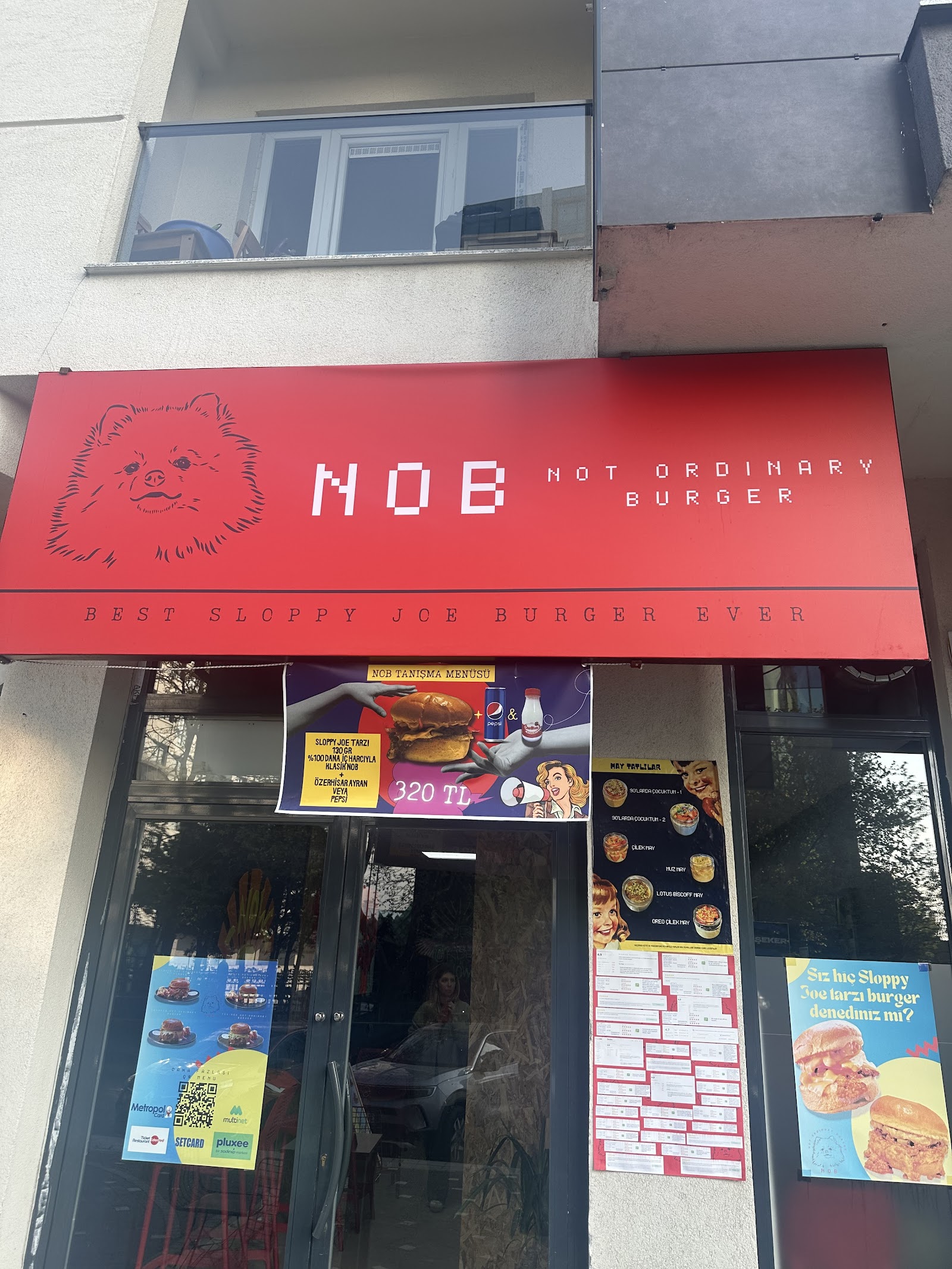 NOB // Not Ordinary Burger - Ataşehir