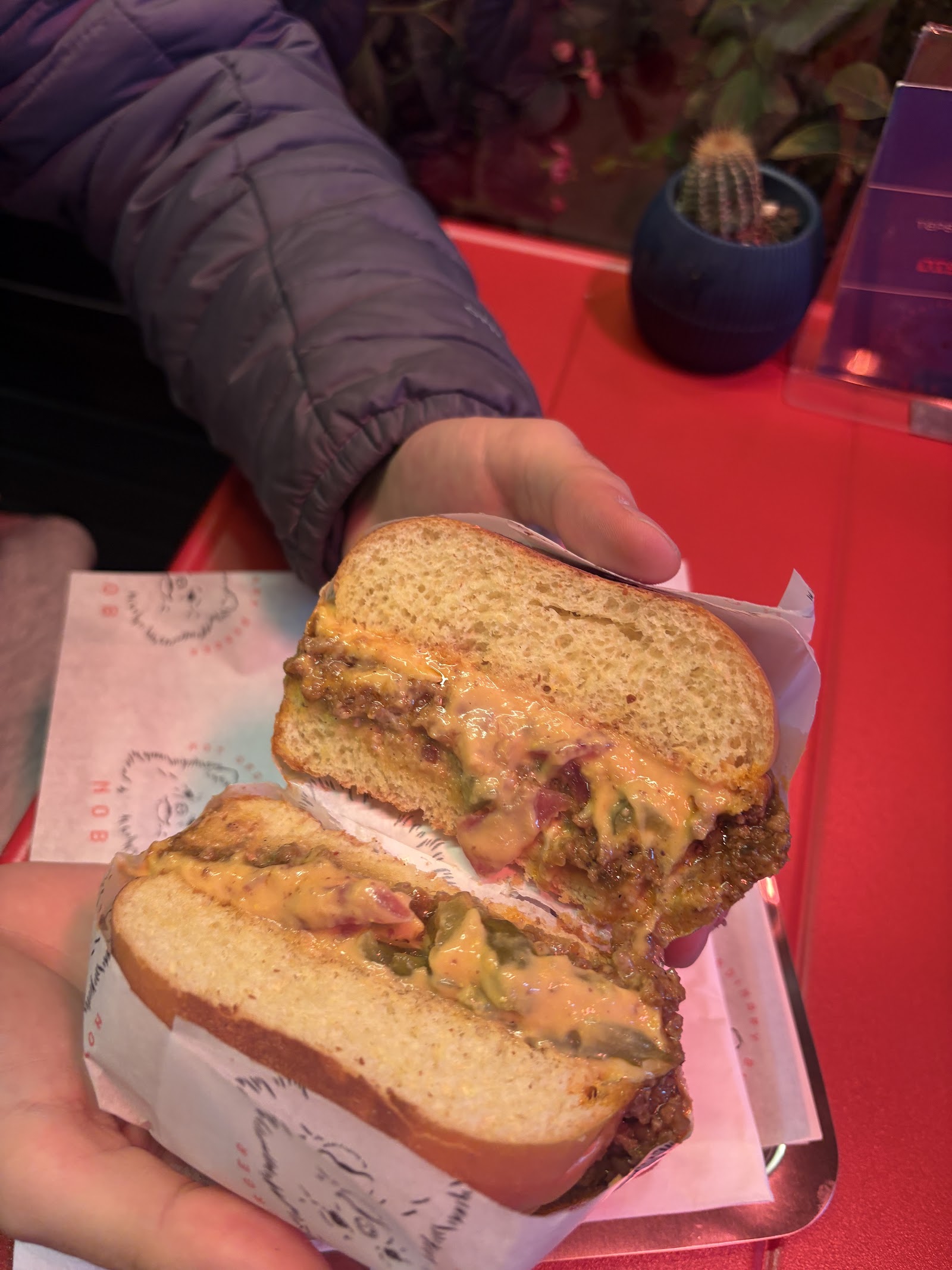 NOB // Not Ordinary Burger - Ataşehir