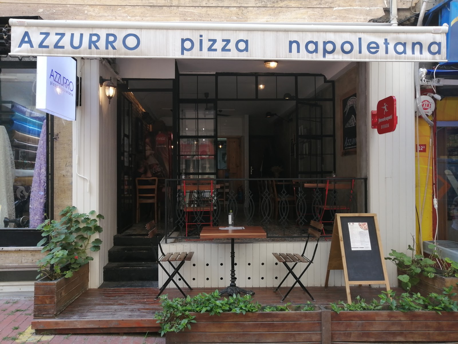 Azzurro Pizza Napoletana