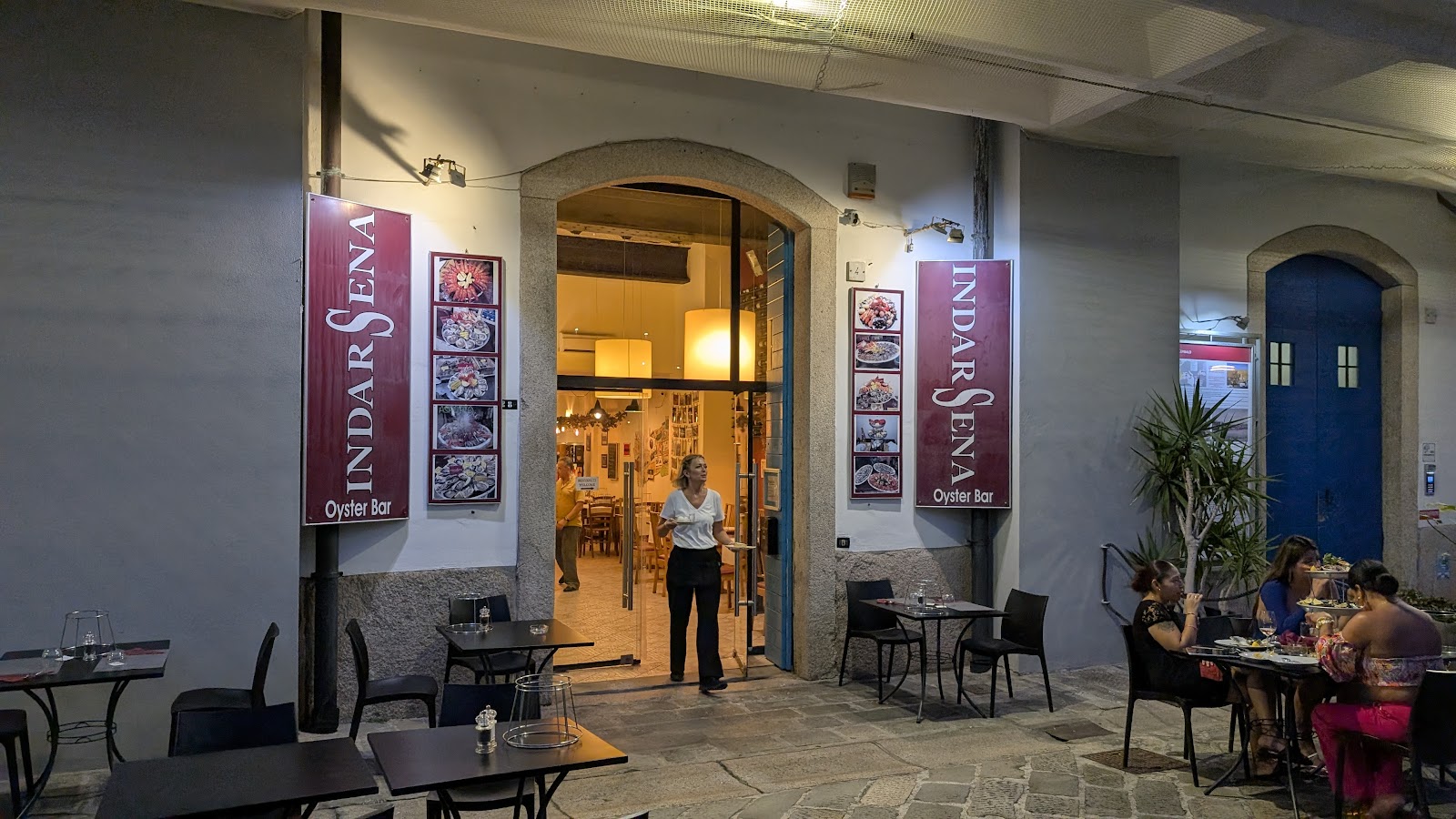 Indarsena Oyster Bar