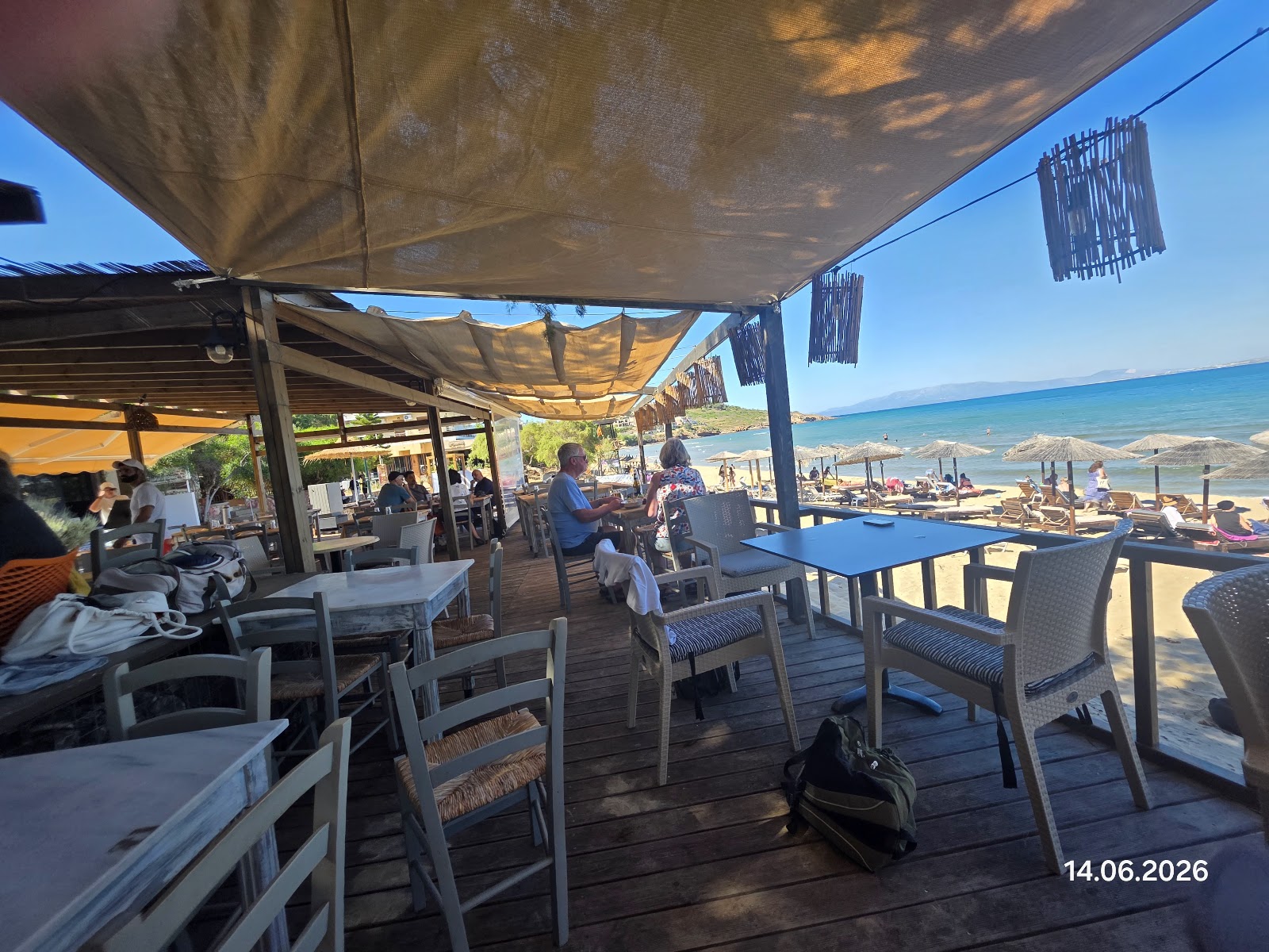 OASIS cafe bar restaurant