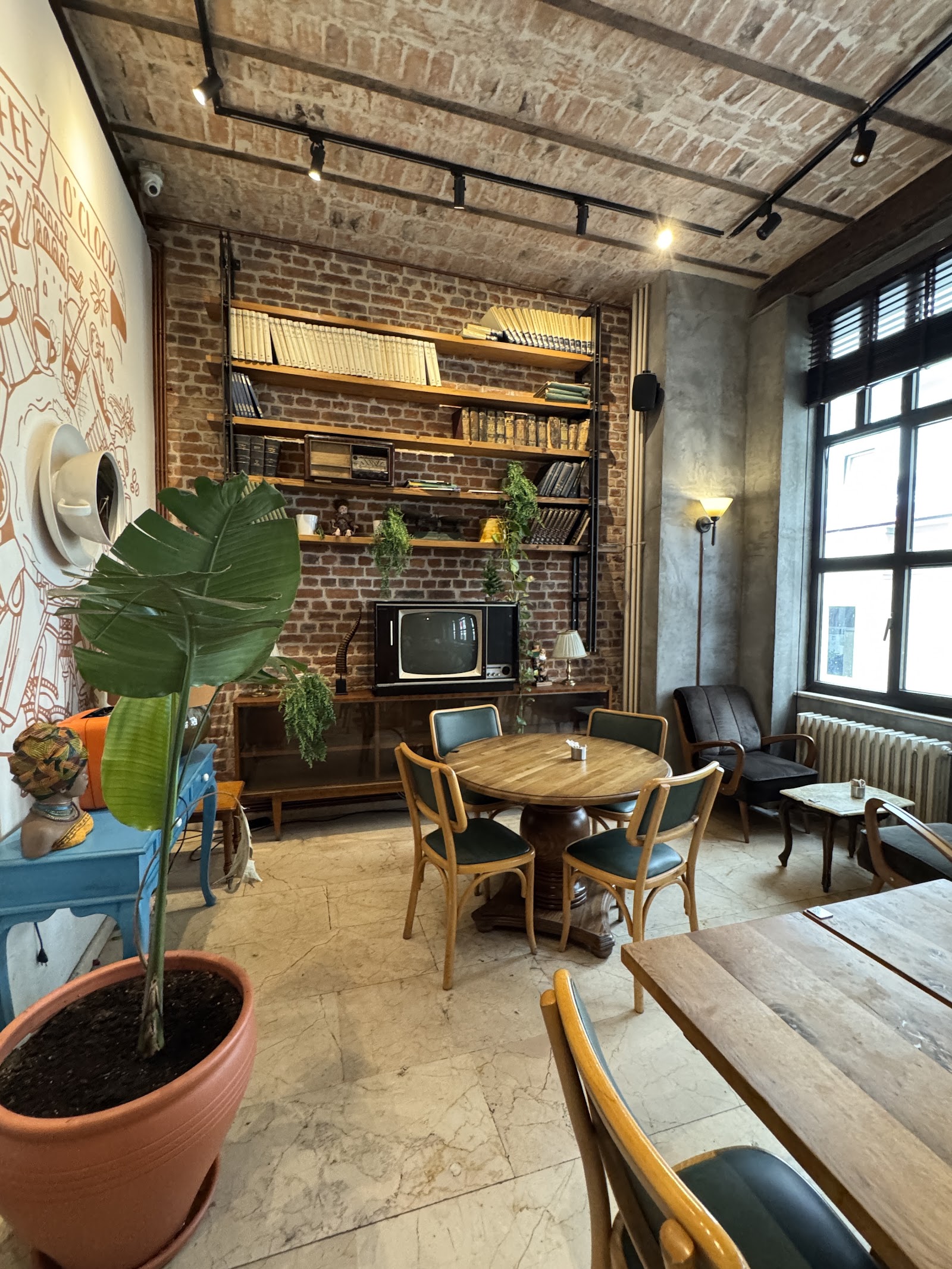 Books & Coffee Karaköy