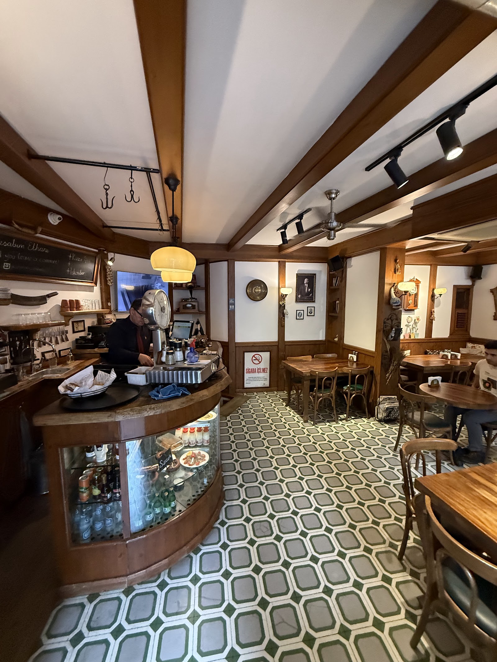 Kasabim Ethane Restaurant