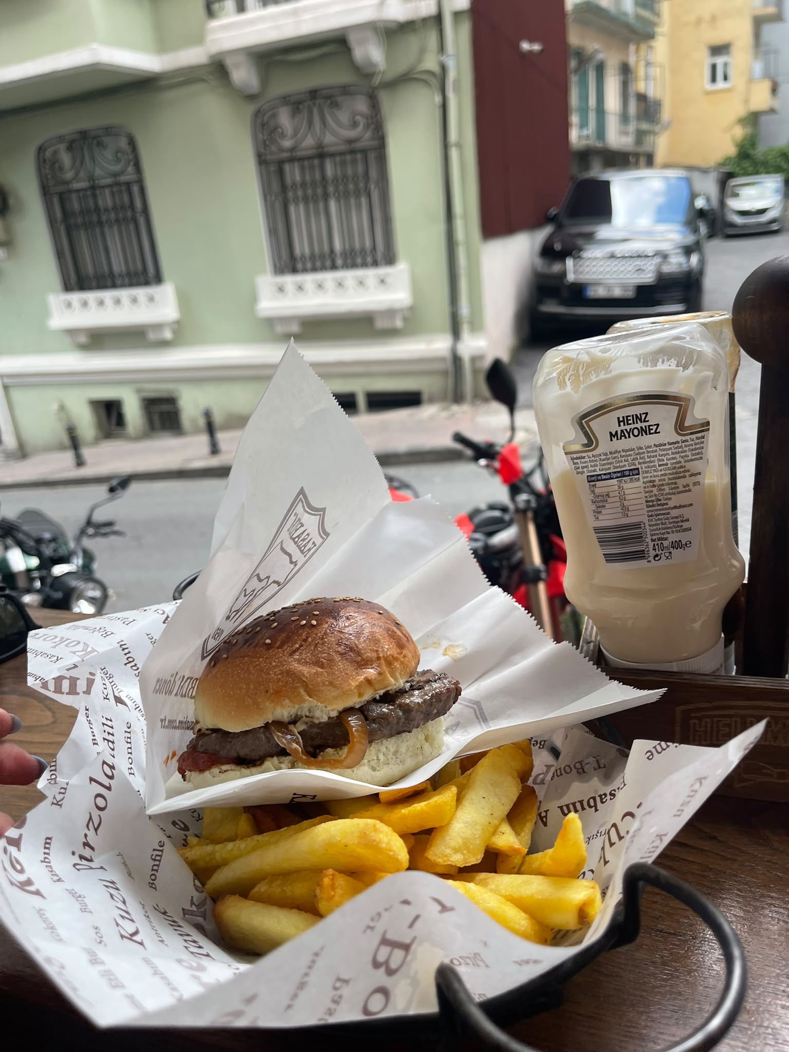 Kasabim Ethane Restaurant