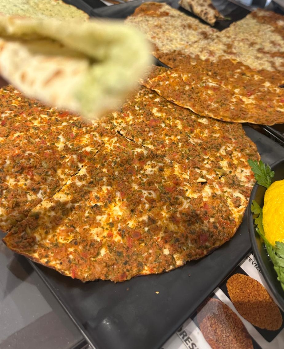 İrfan Usta Lahmacun & Pide - Kadıköy Şube