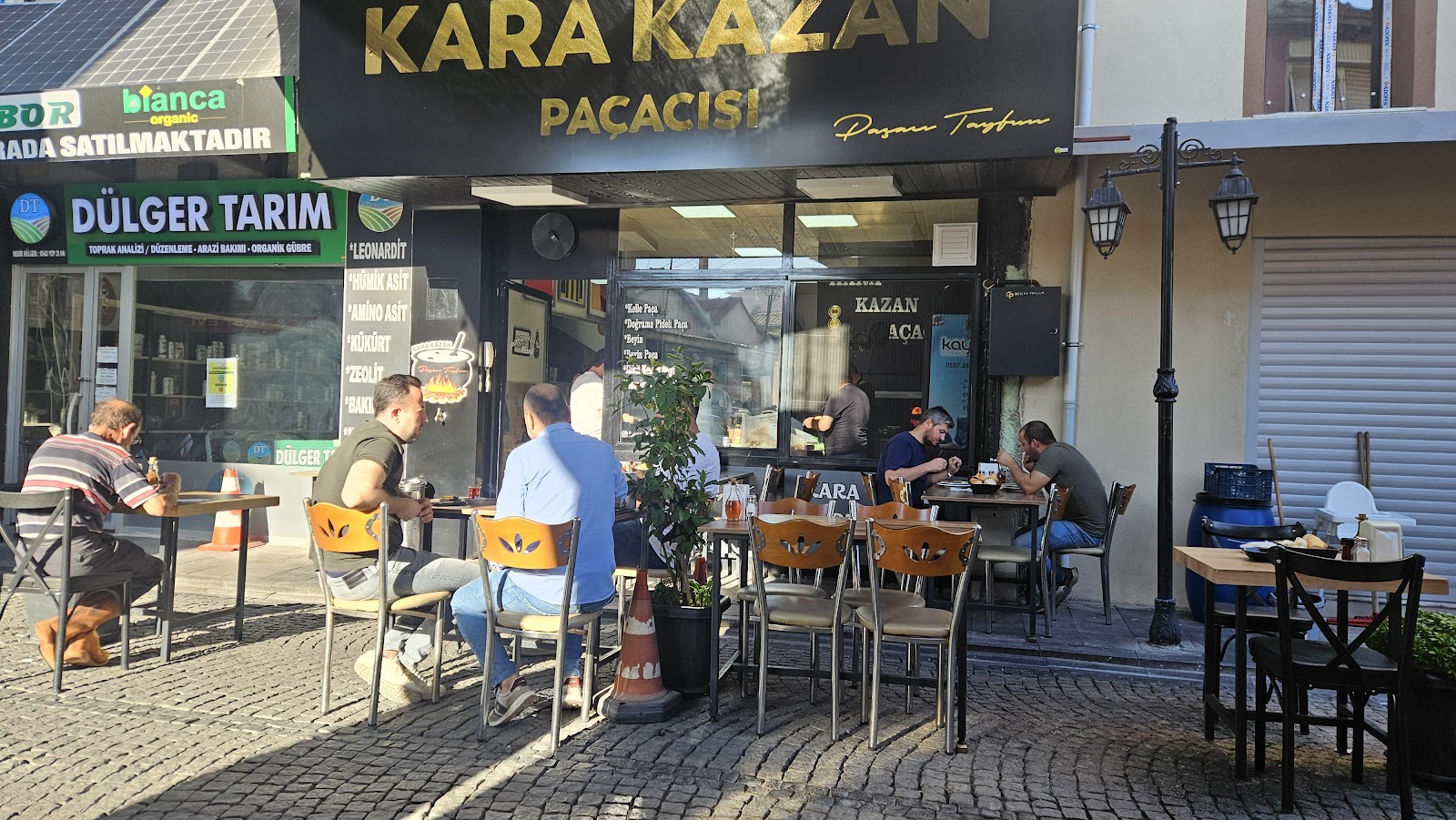 Paçacı Tayfun (Kara Kazan Paçacısı)
