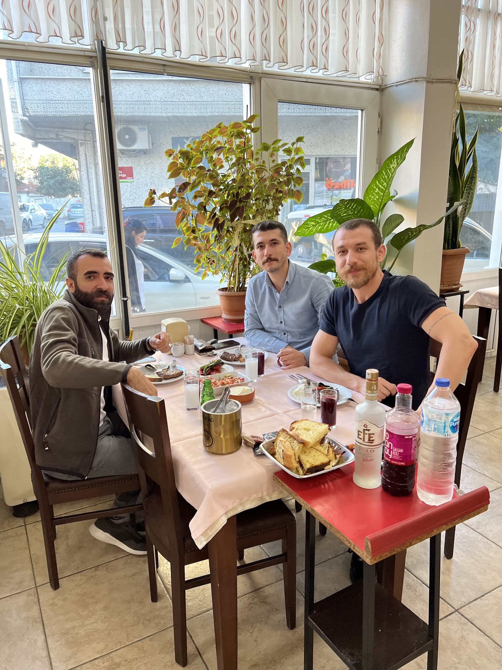 Düzderler Et Lokantası