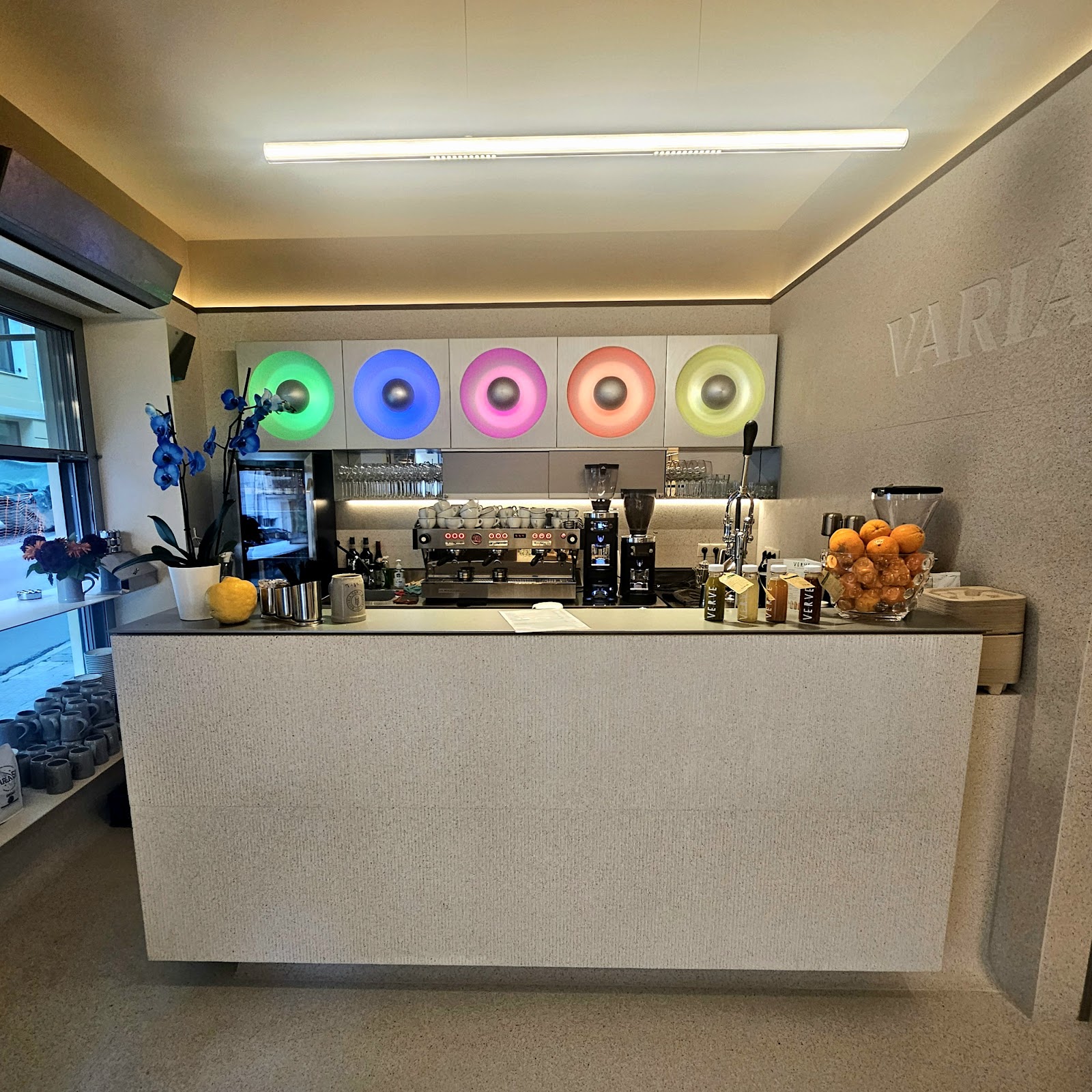 Varia Bakery