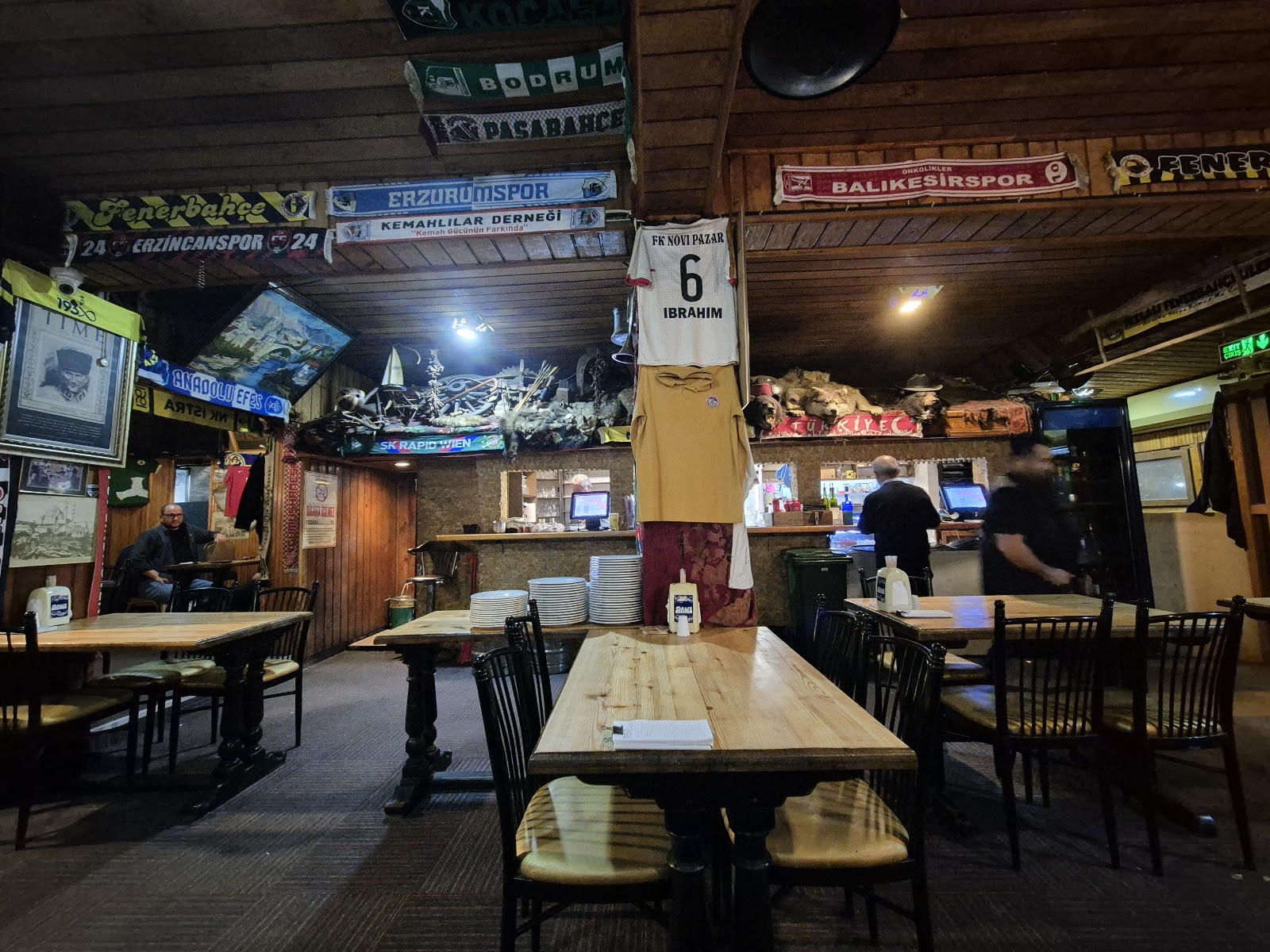 Lipa Restaurant