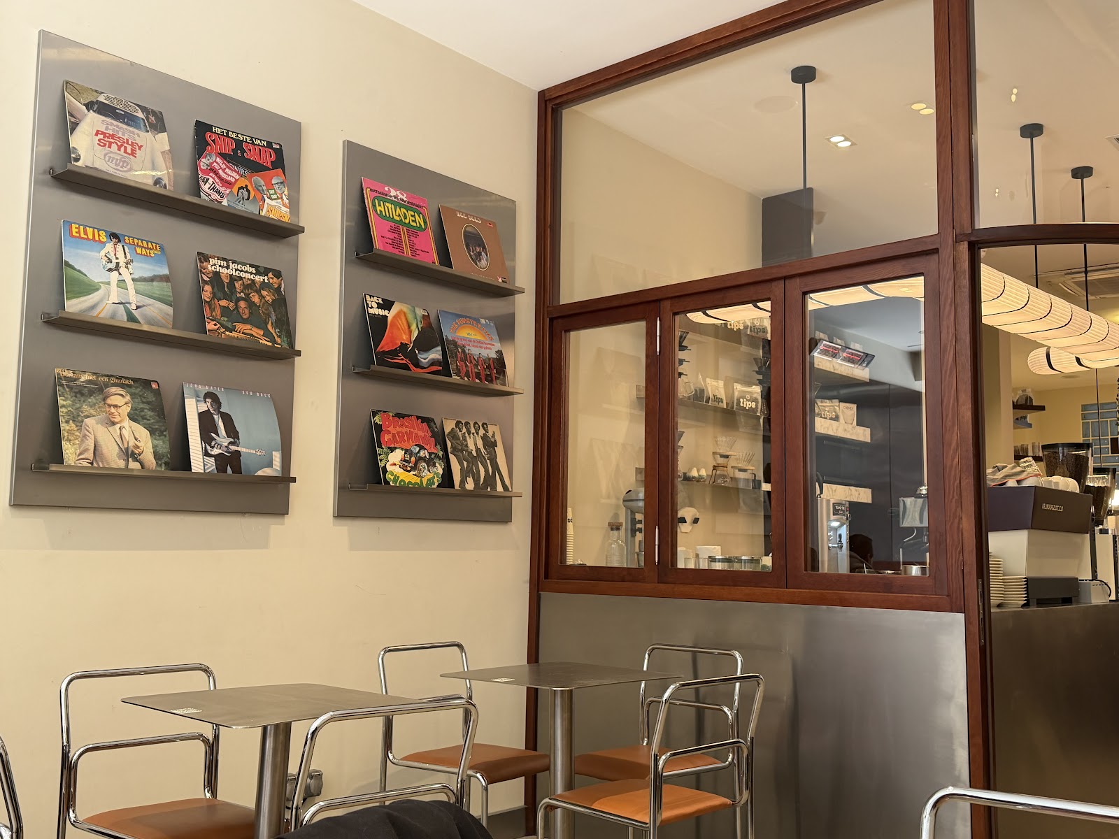 Tips Coffee & Eatery