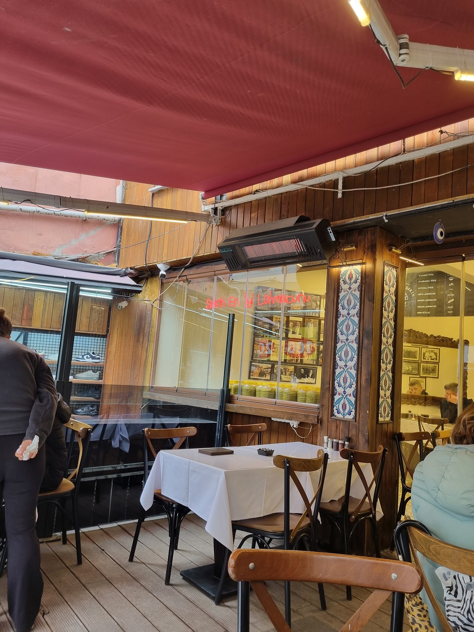 Çinili Taş Fırın Kadıköy