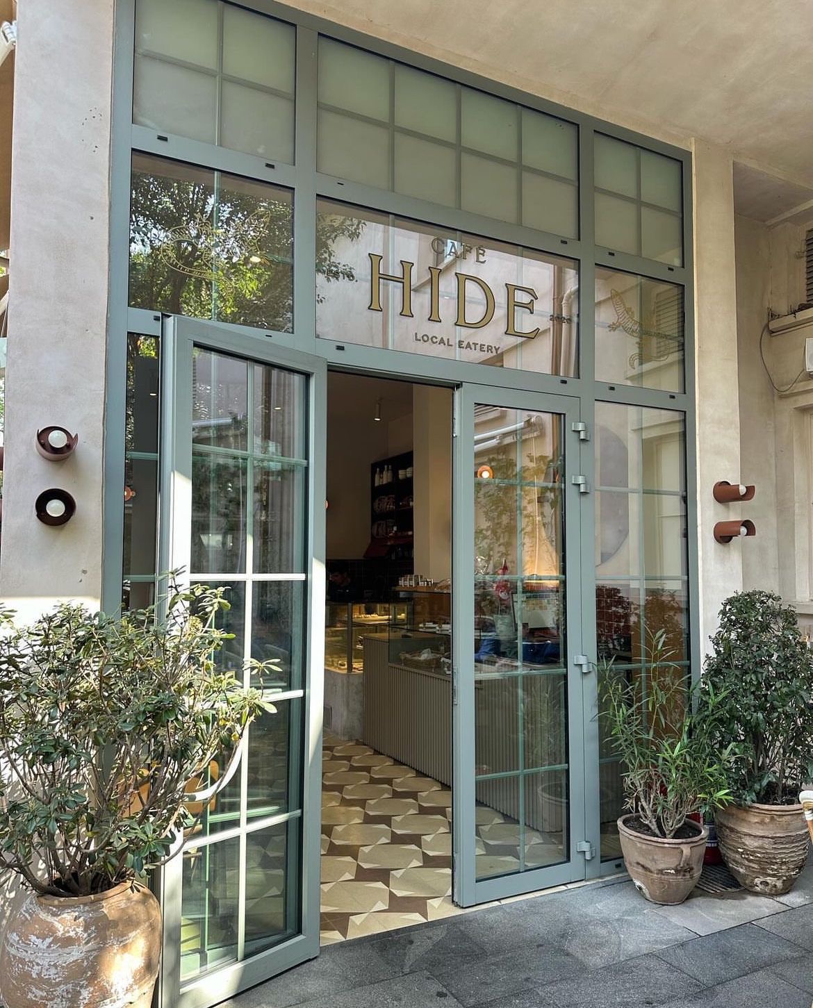 Hide Arnavutkoy