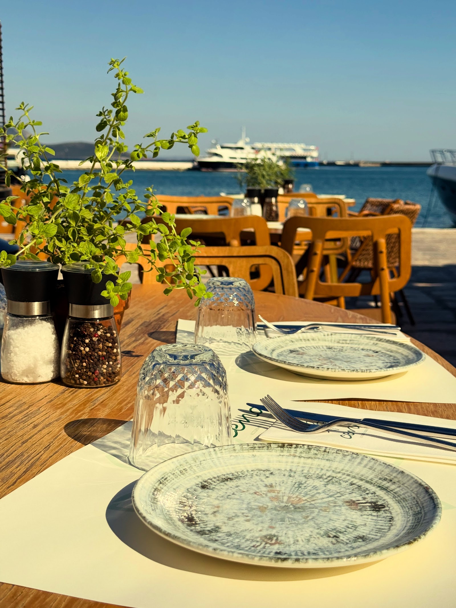 CENA RESTAURANT