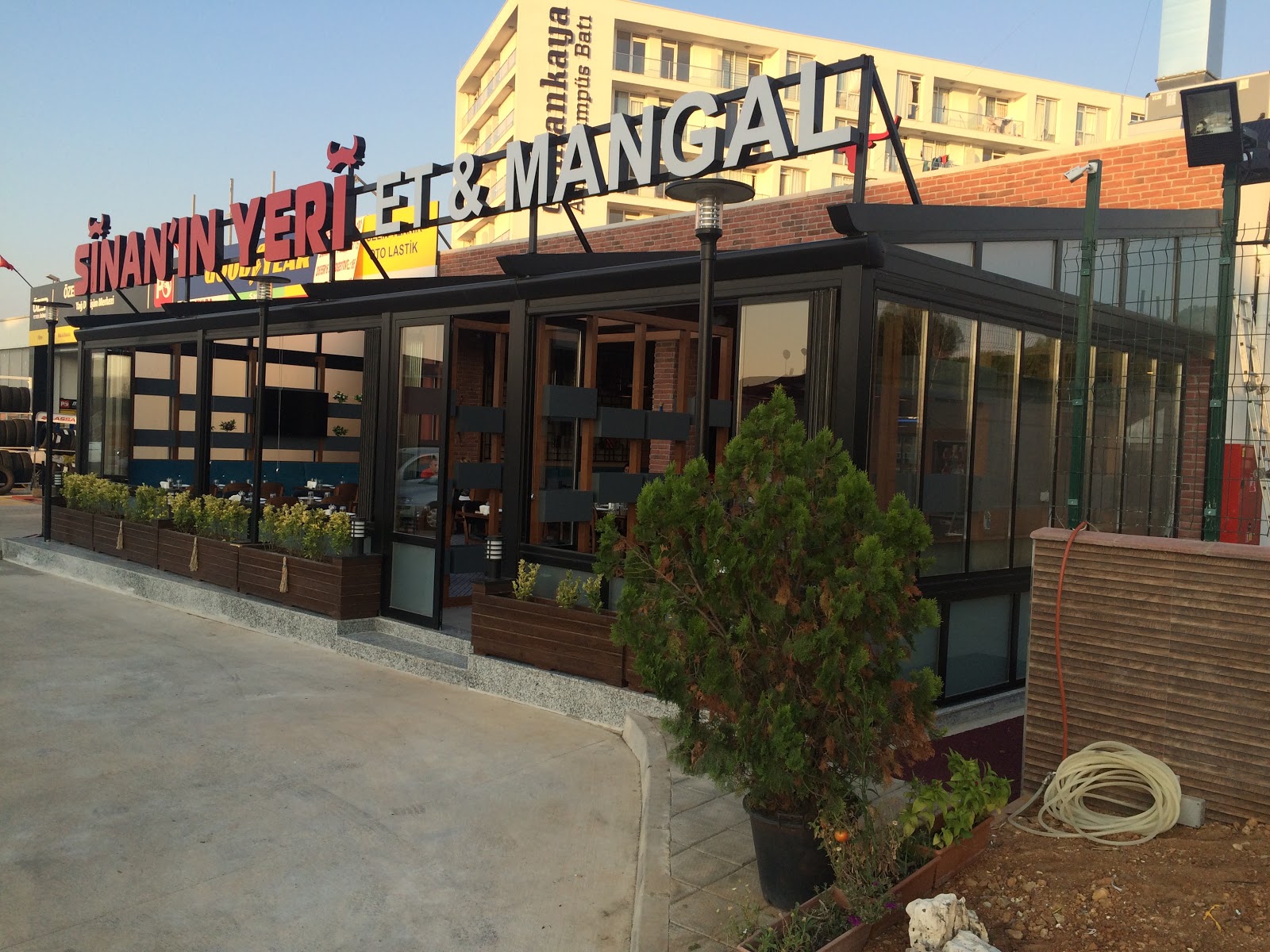 Sinanın Yeri Et & Mangal