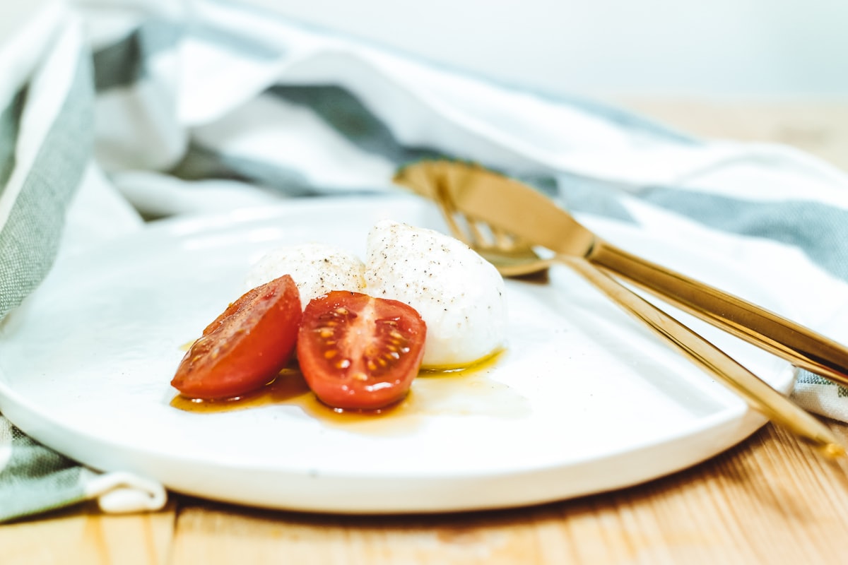 Burrata & Heirloom Tomato