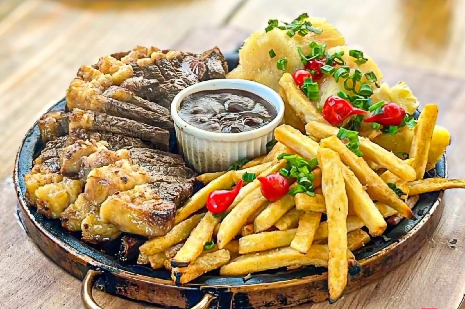 PICANHA COM MANDIOCA NA MANTEIGA E FRITAS