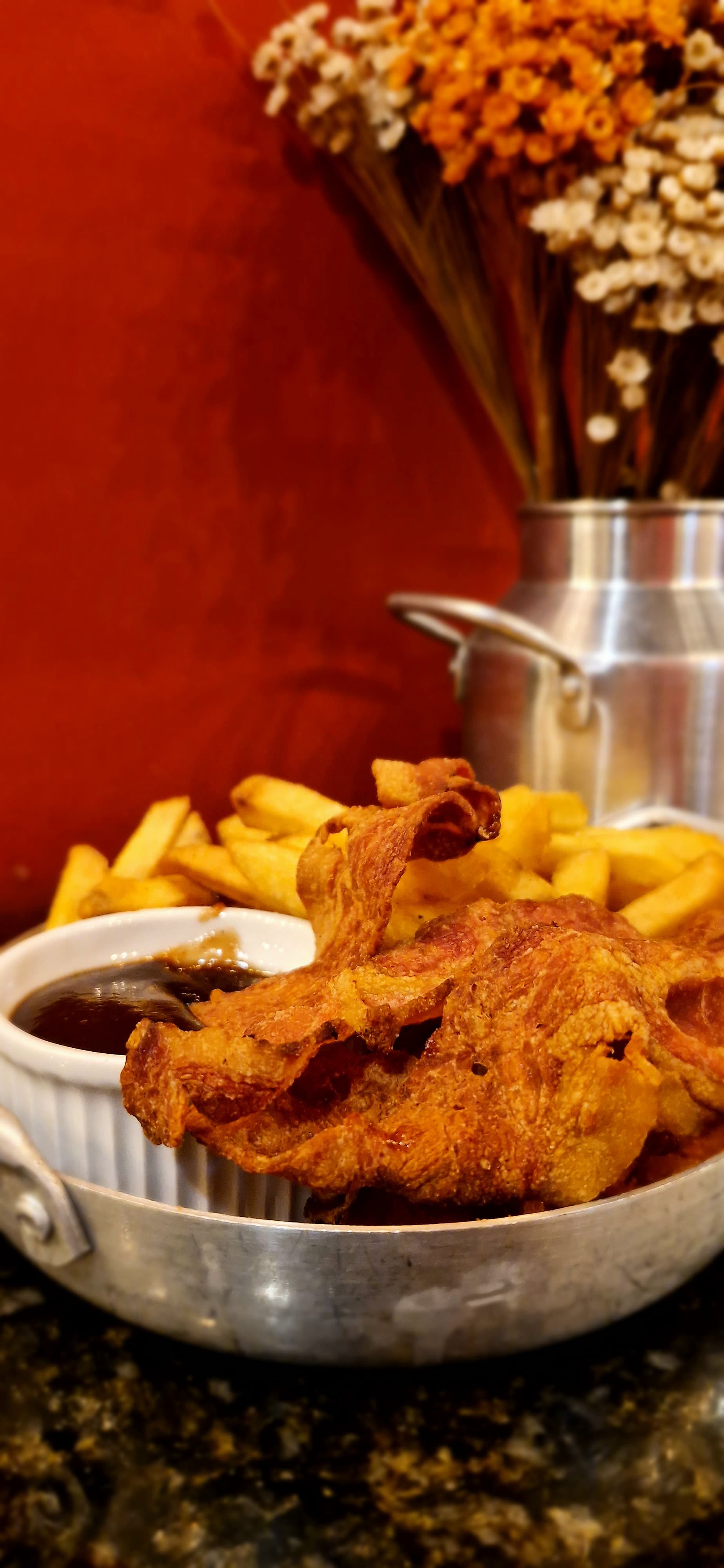 Tiras De Bacon Crocante com Fritas