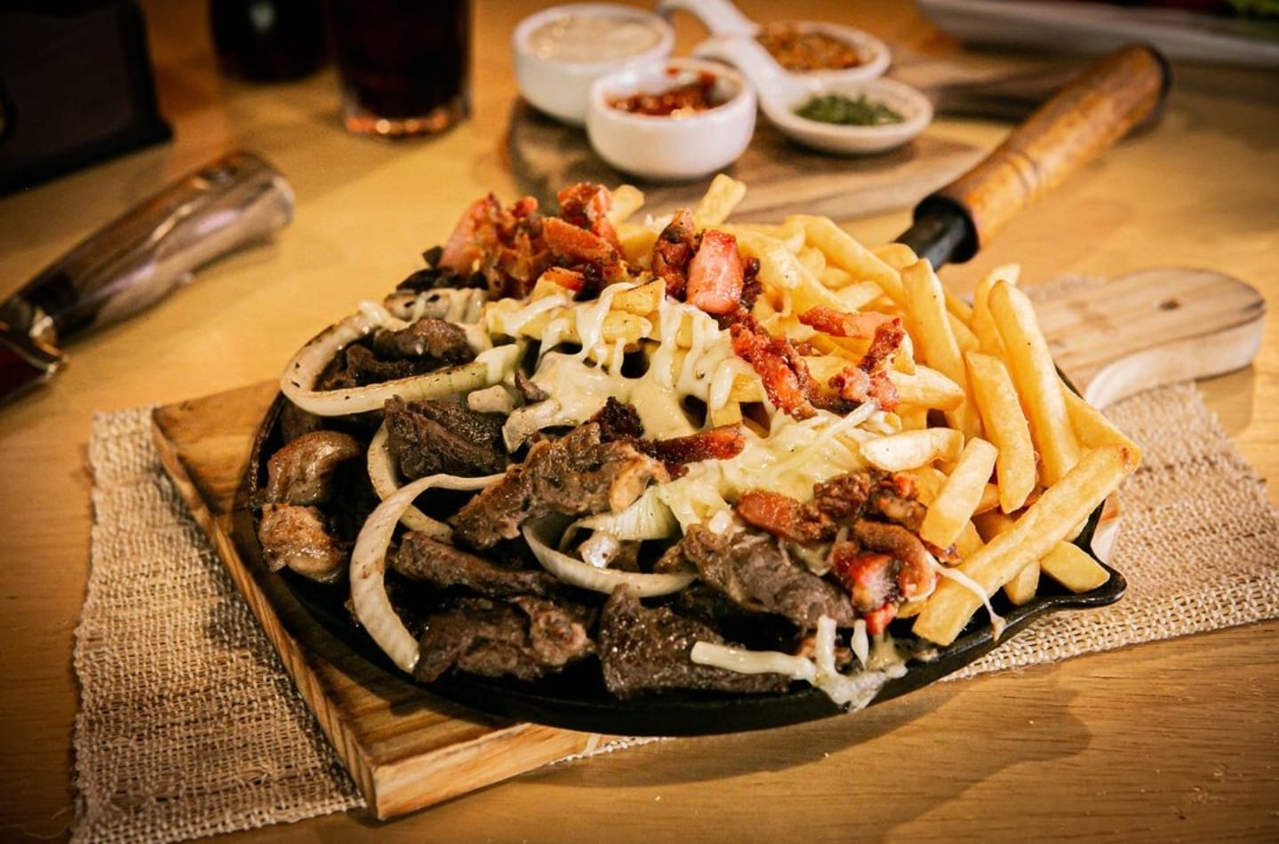 CONTRA FILÉ COM FRITAS