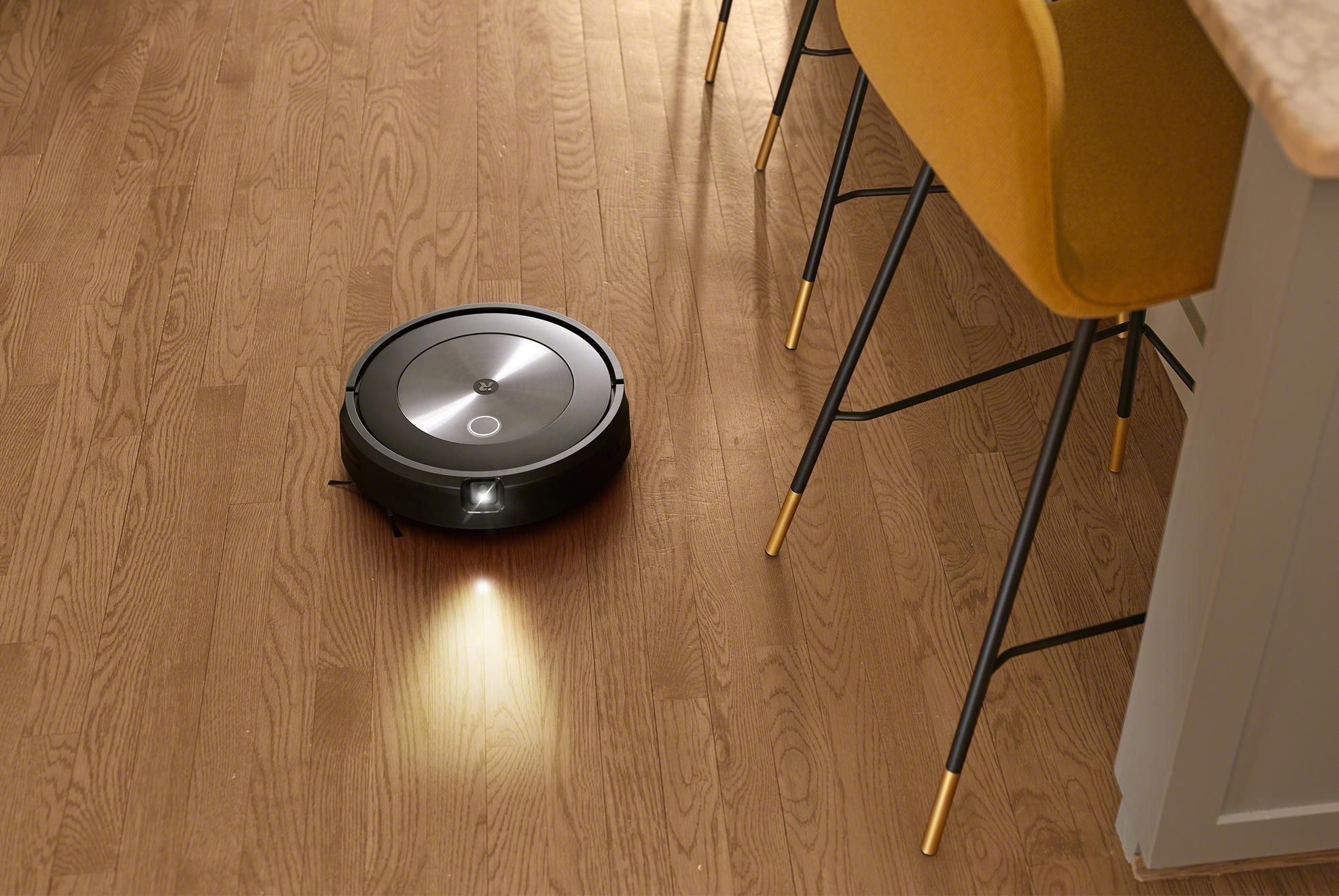 iRobot Roomba j7