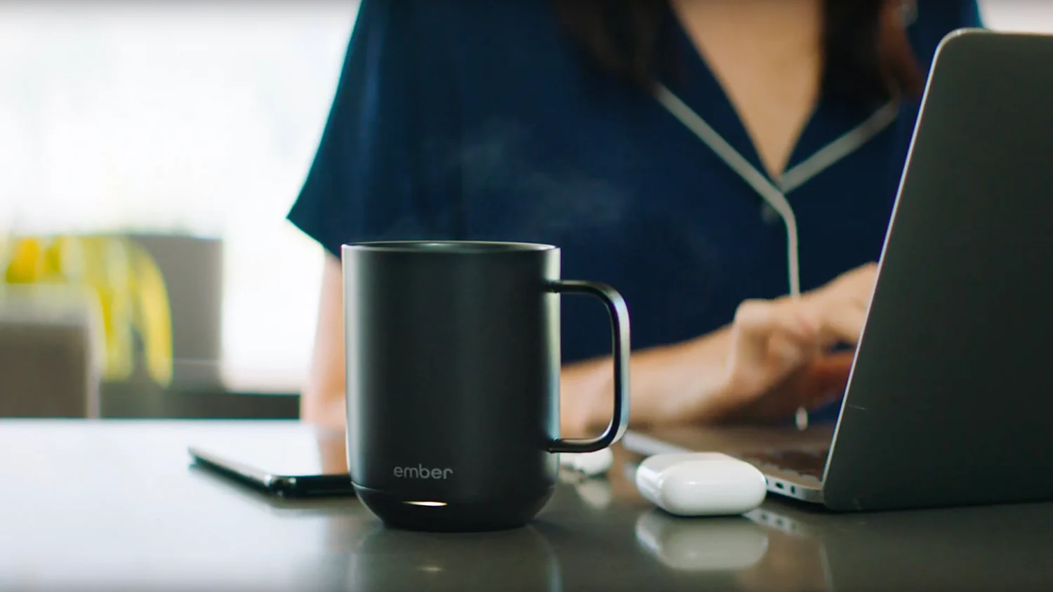 Temperature Controlled Smart Mugs