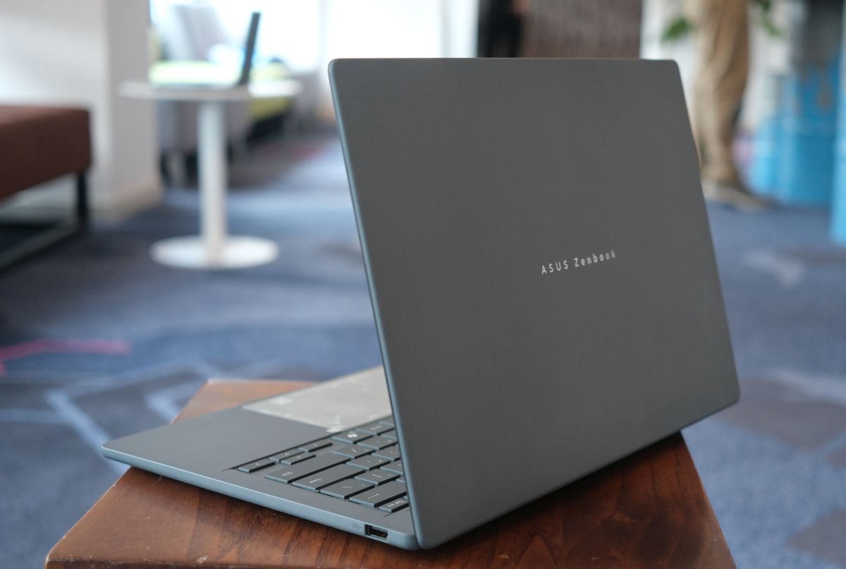 Asus Zenbook A14