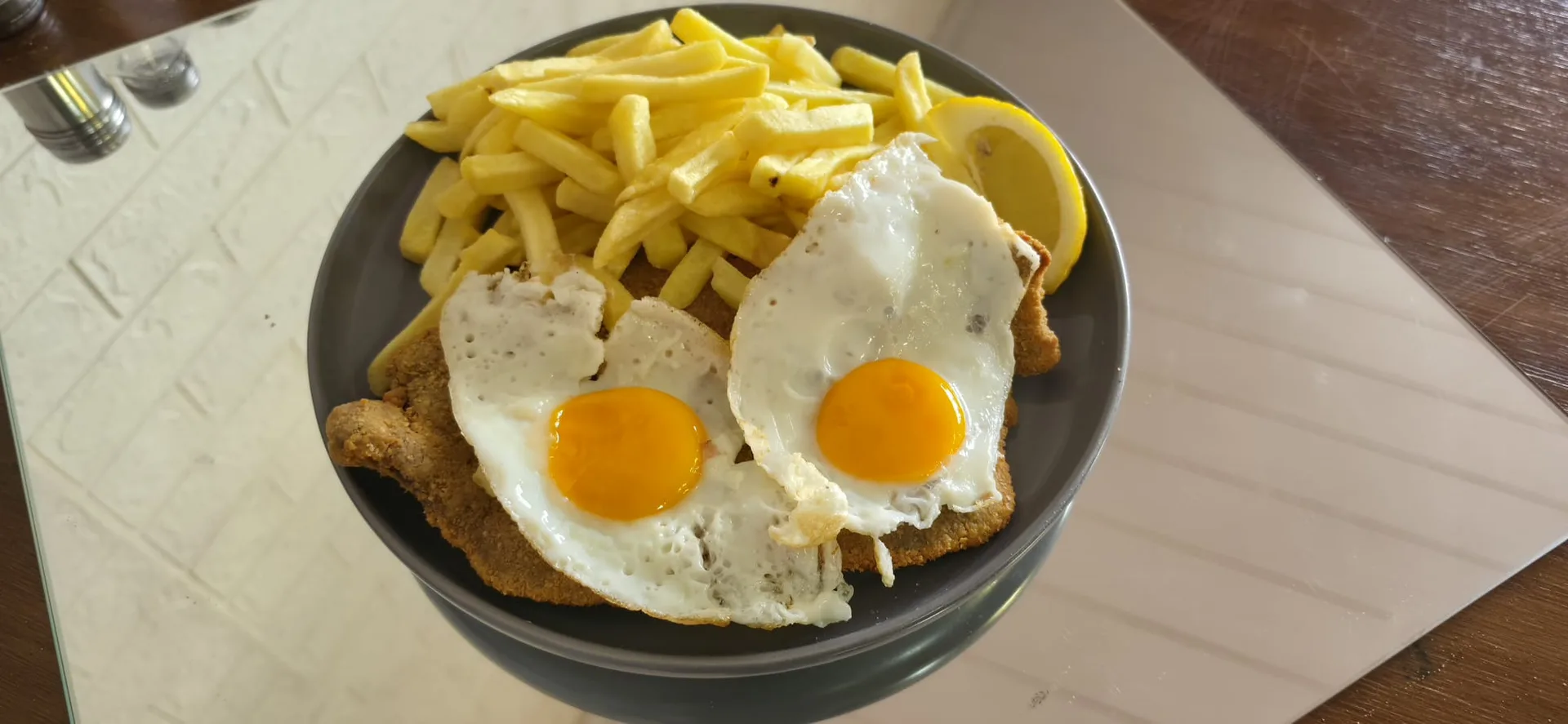 Six Seven Pizzería