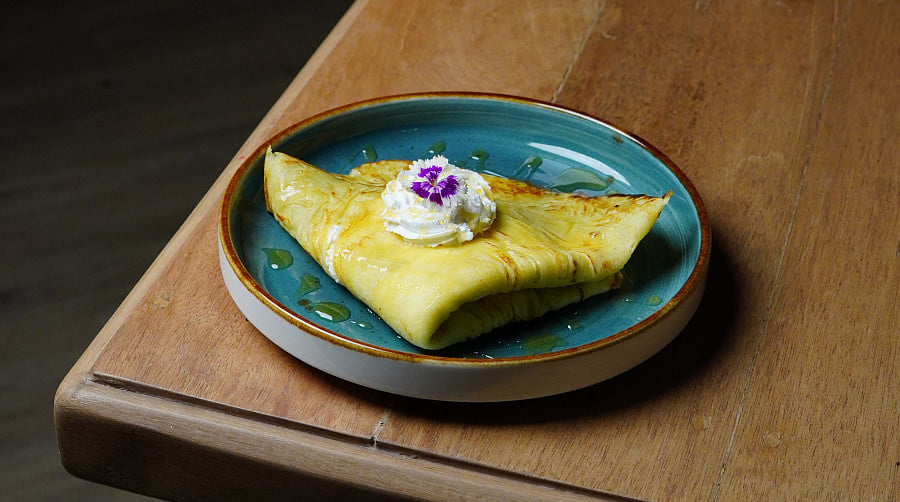 Classic Honey Crepe