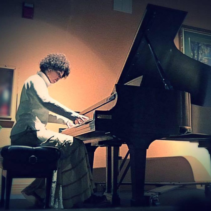 Leta Harris Neustaedter