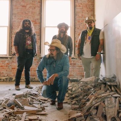 Tylor & the Train Robbers